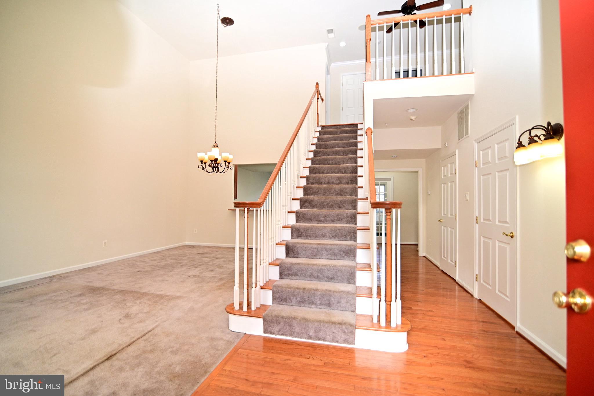 THE VILLAS AT REGENT PAR - Residential