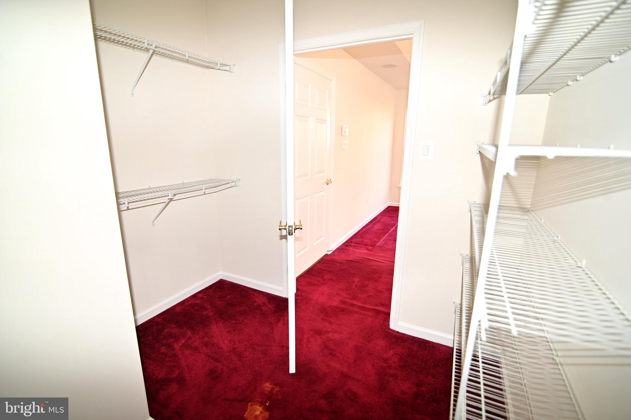 THE VILLAS AT REGENT PAR - Residential