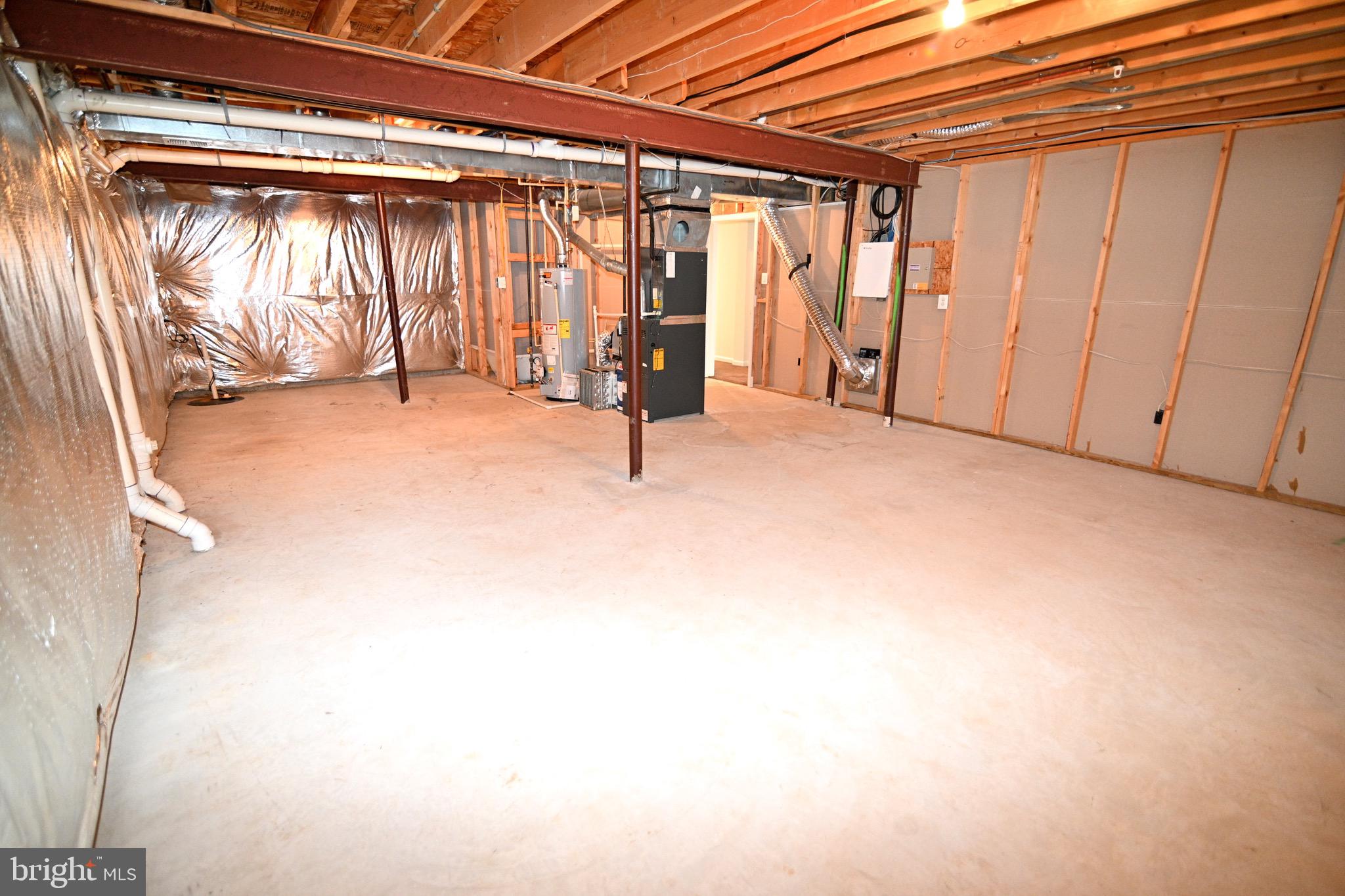 THE VILLAS AT REGENT PAR - Residential