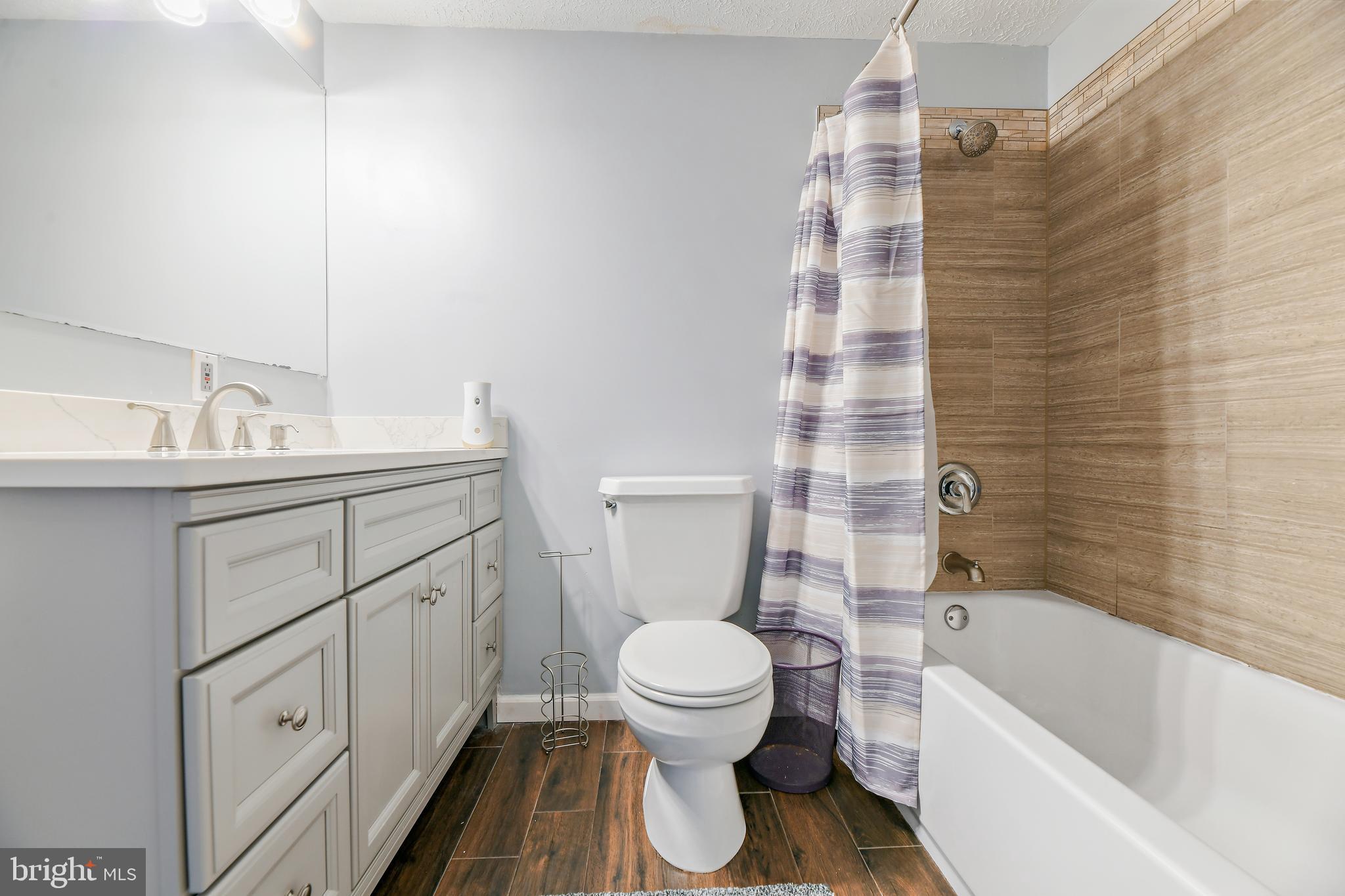 ACADEMY ACRES - Residential