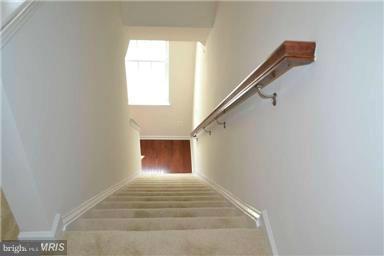 AMBERLEA AT SOUTH RIDING - Residential Lease