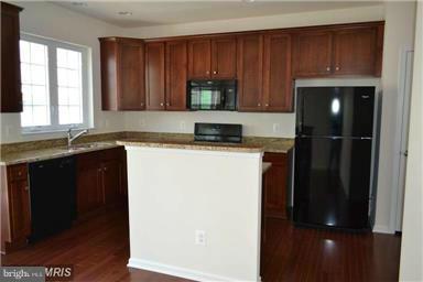 AMBERLEA AT SOUTH RIDING - Residential Lease