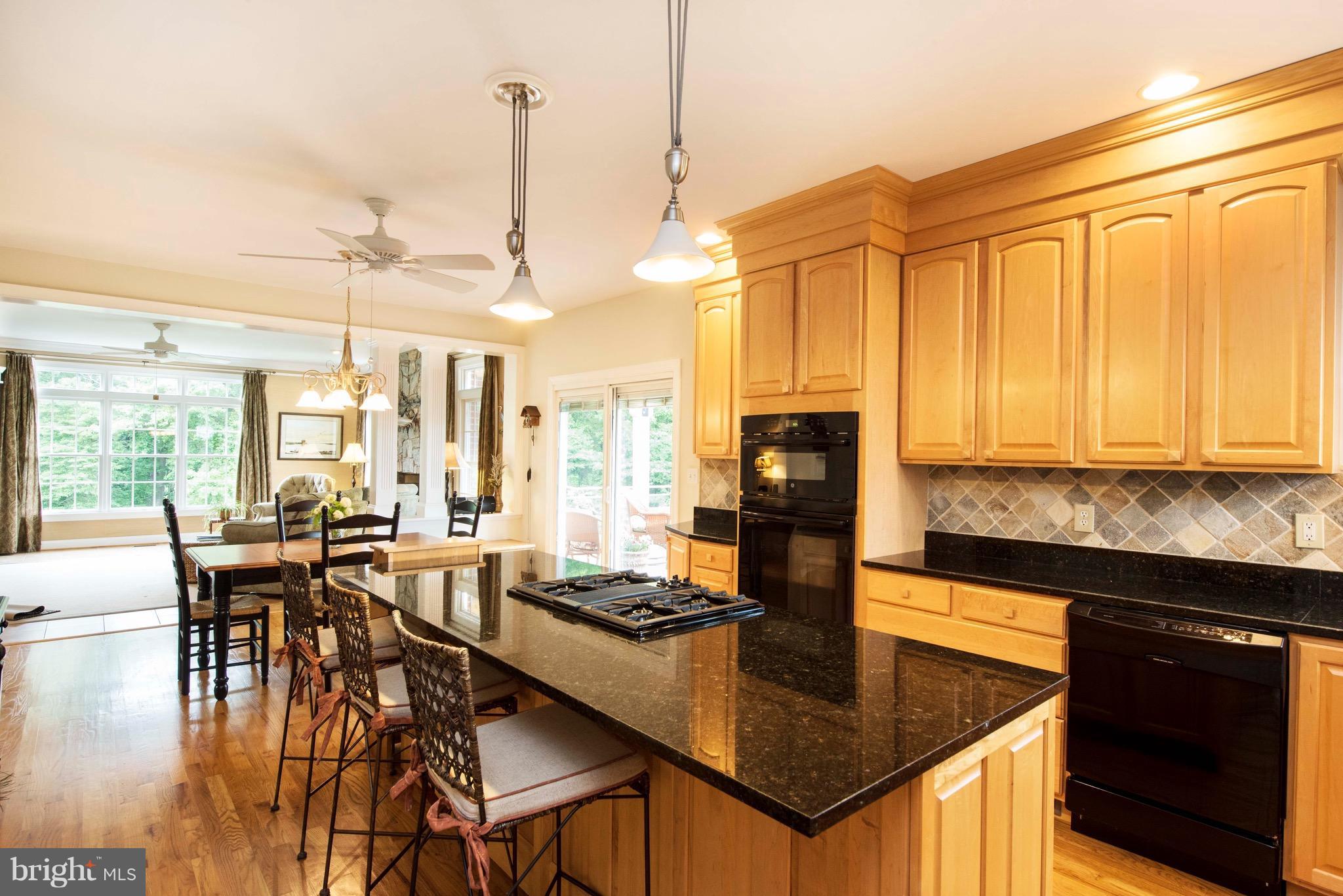 CLUBHOUSE ESTATES - Residential