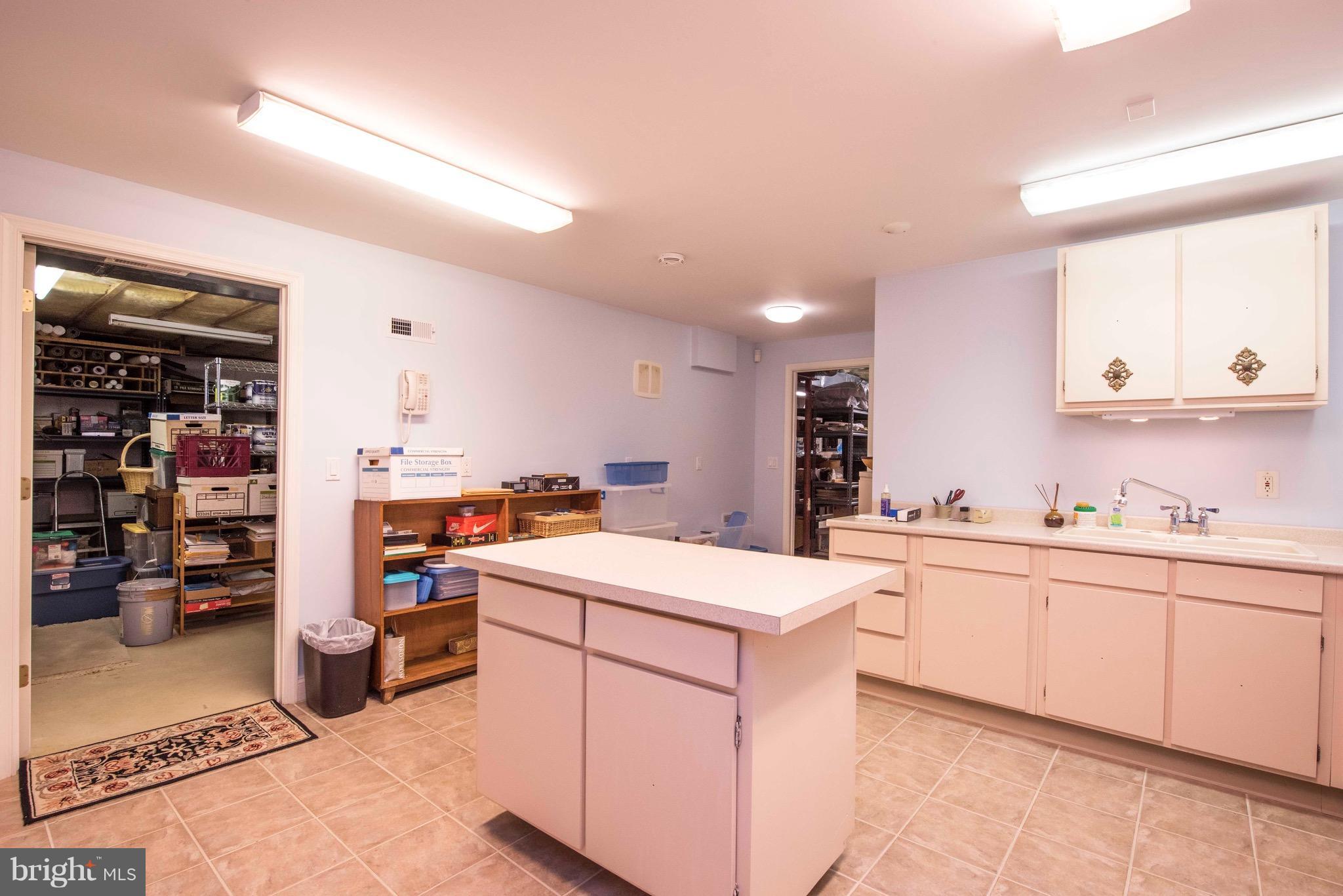 CLUBHOUSE ESTATES - Residential