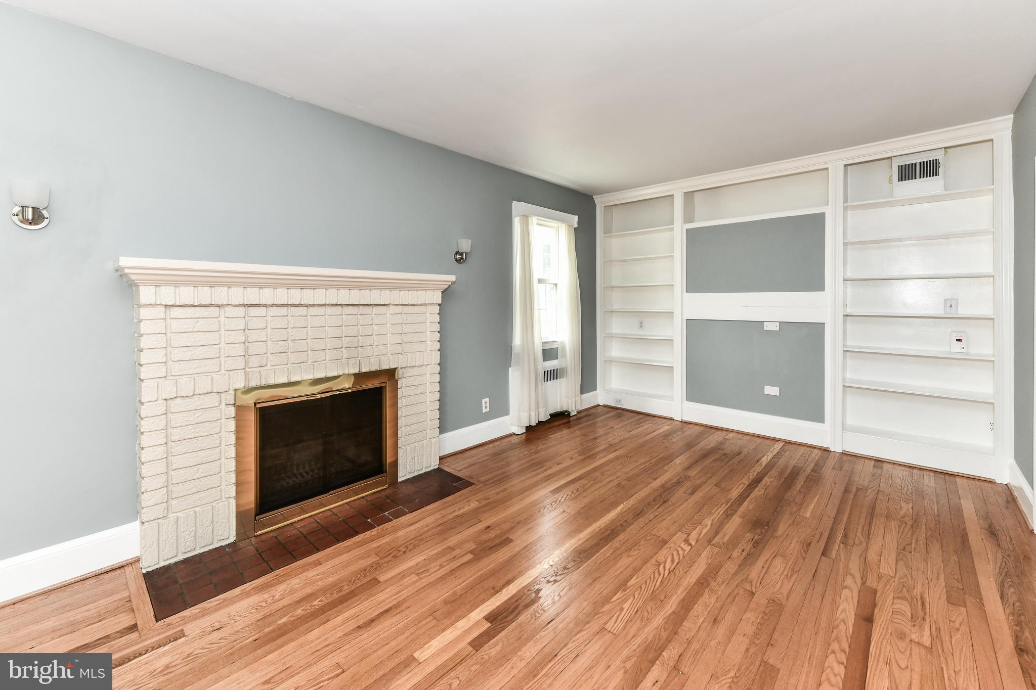 ADDISON HEIGHTS - Residential Lease