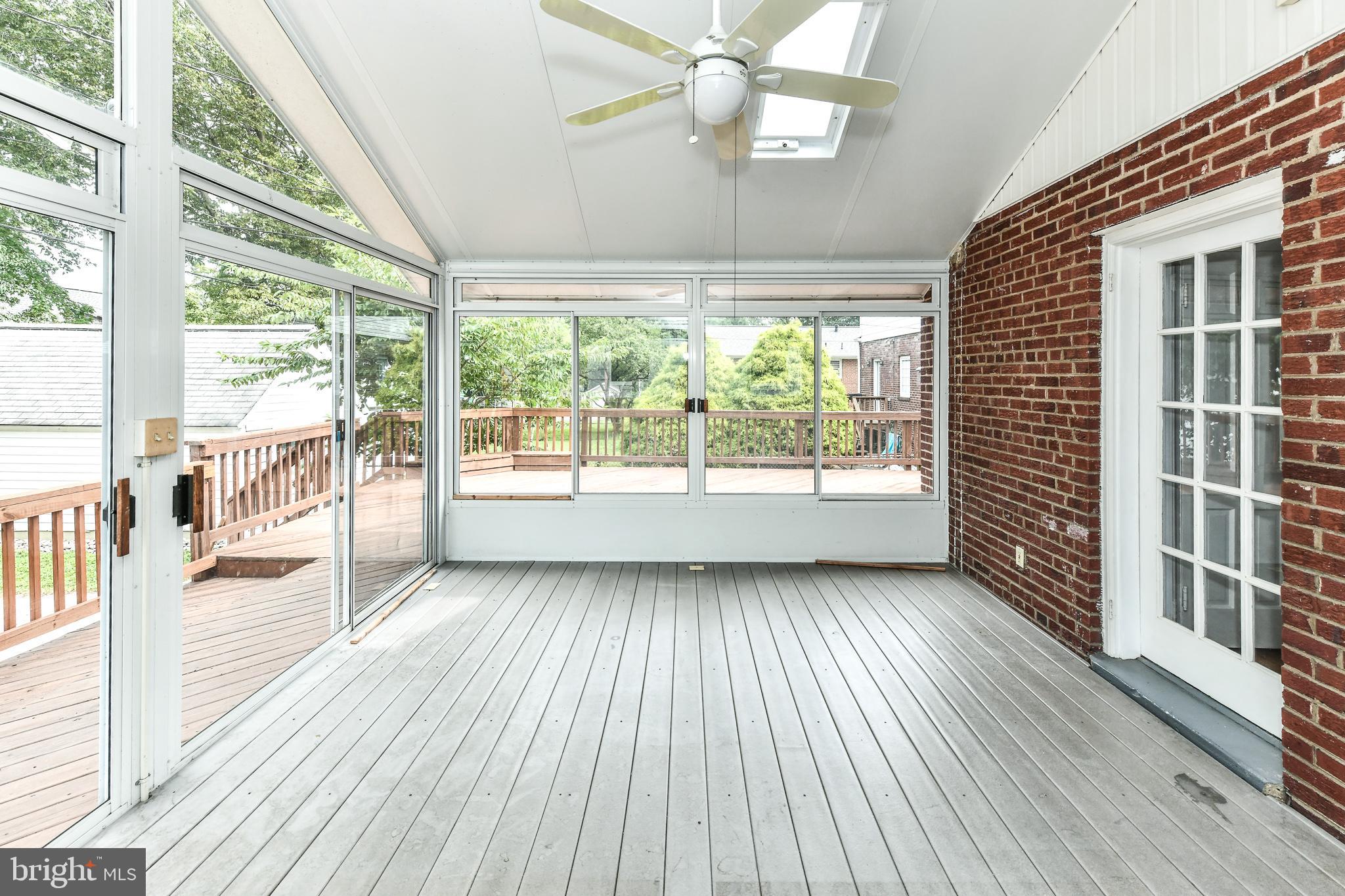 ADDISON HEIGHTS - Residential Lease