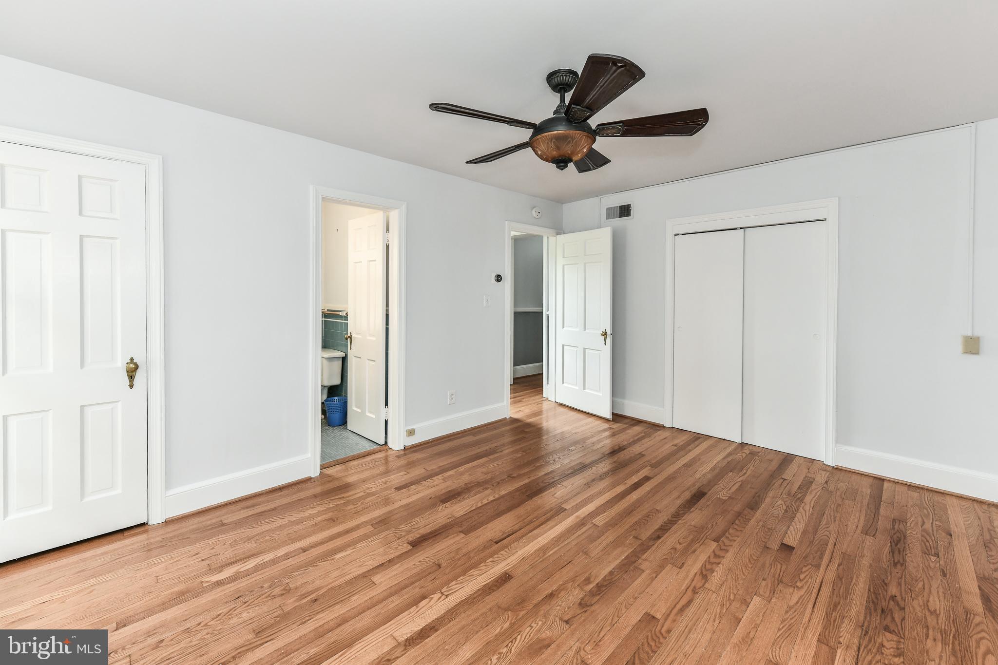 ADDISON HEIGHTS - Residential Lease