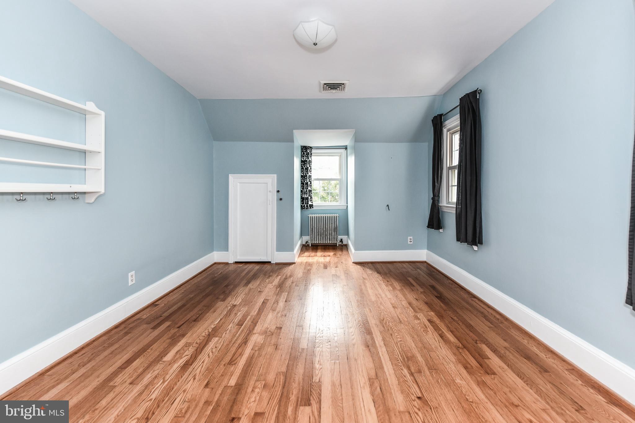 ADDISON HEIGHTS - Residential Lease