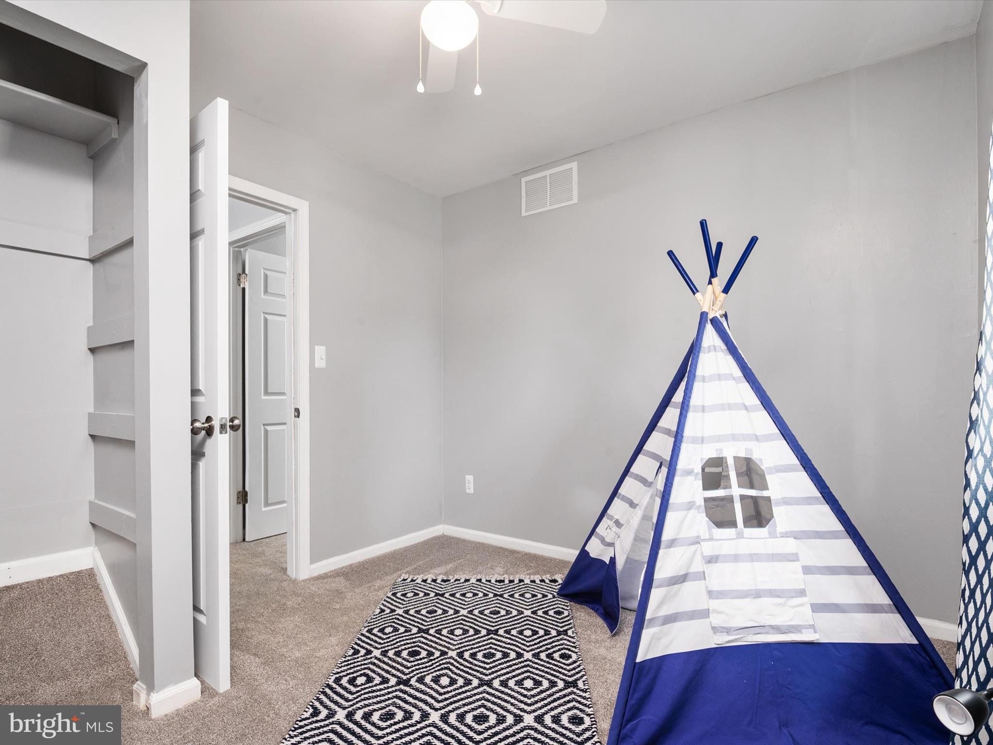 CHELSEA BEACH - Residential