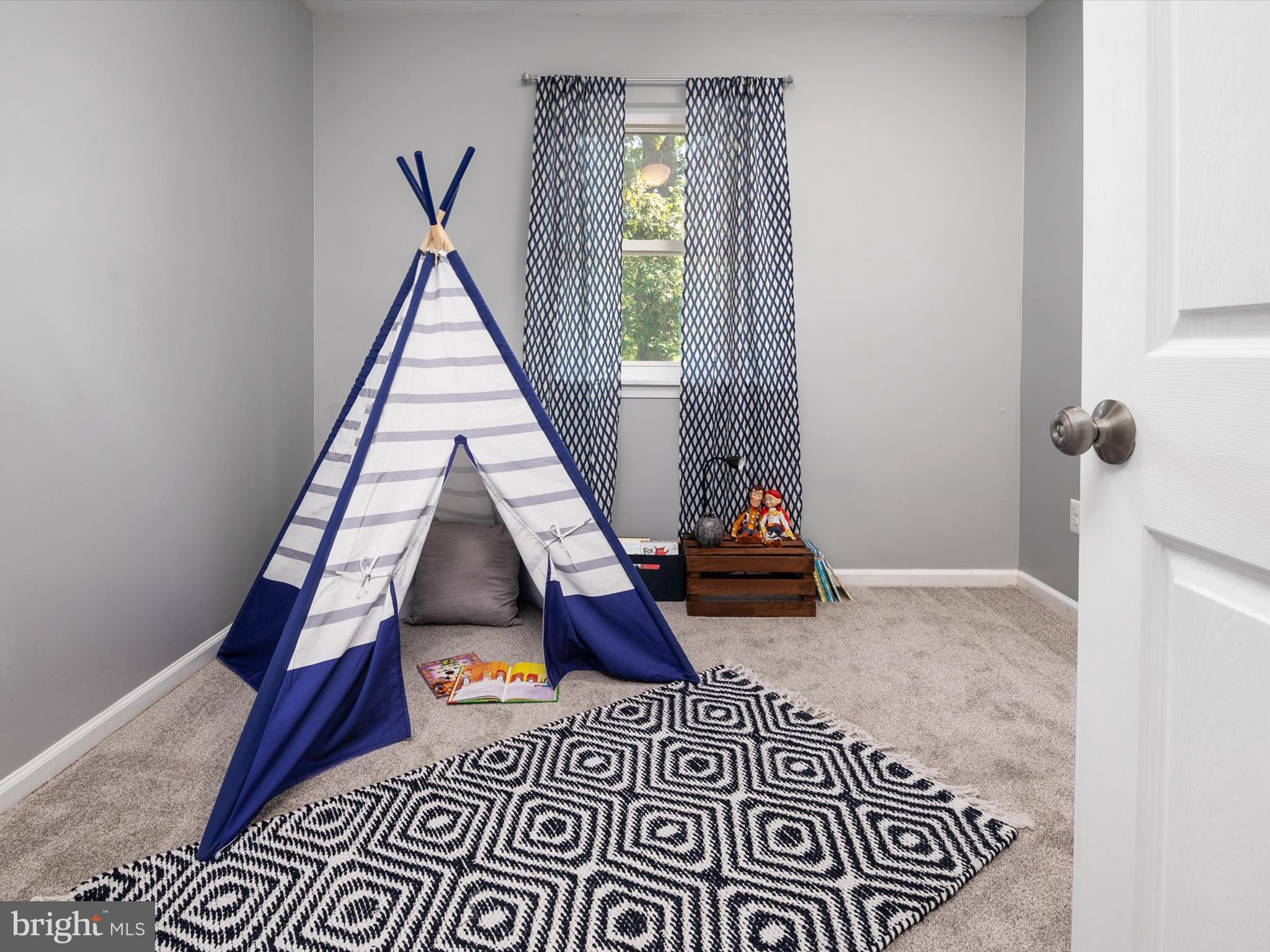 CHELSEA BEACH - Residential