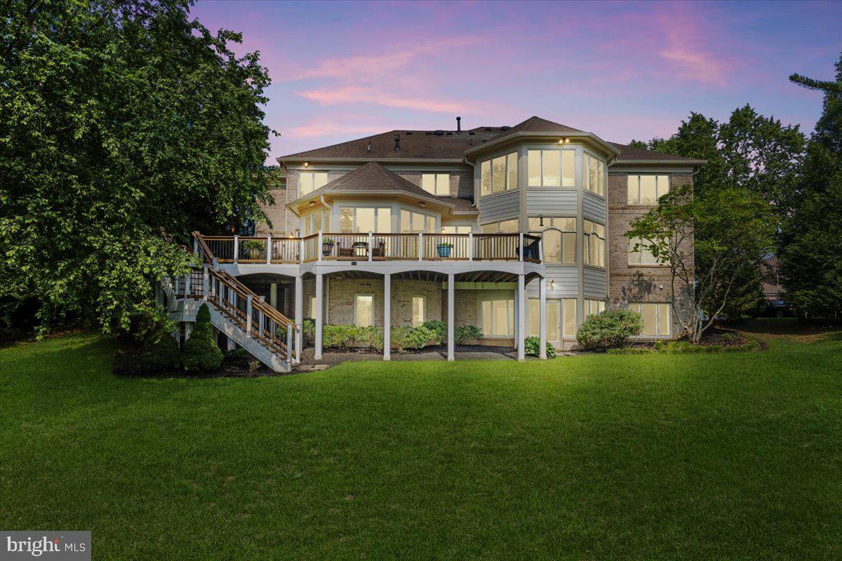 RED CEDAR WEST - Residential