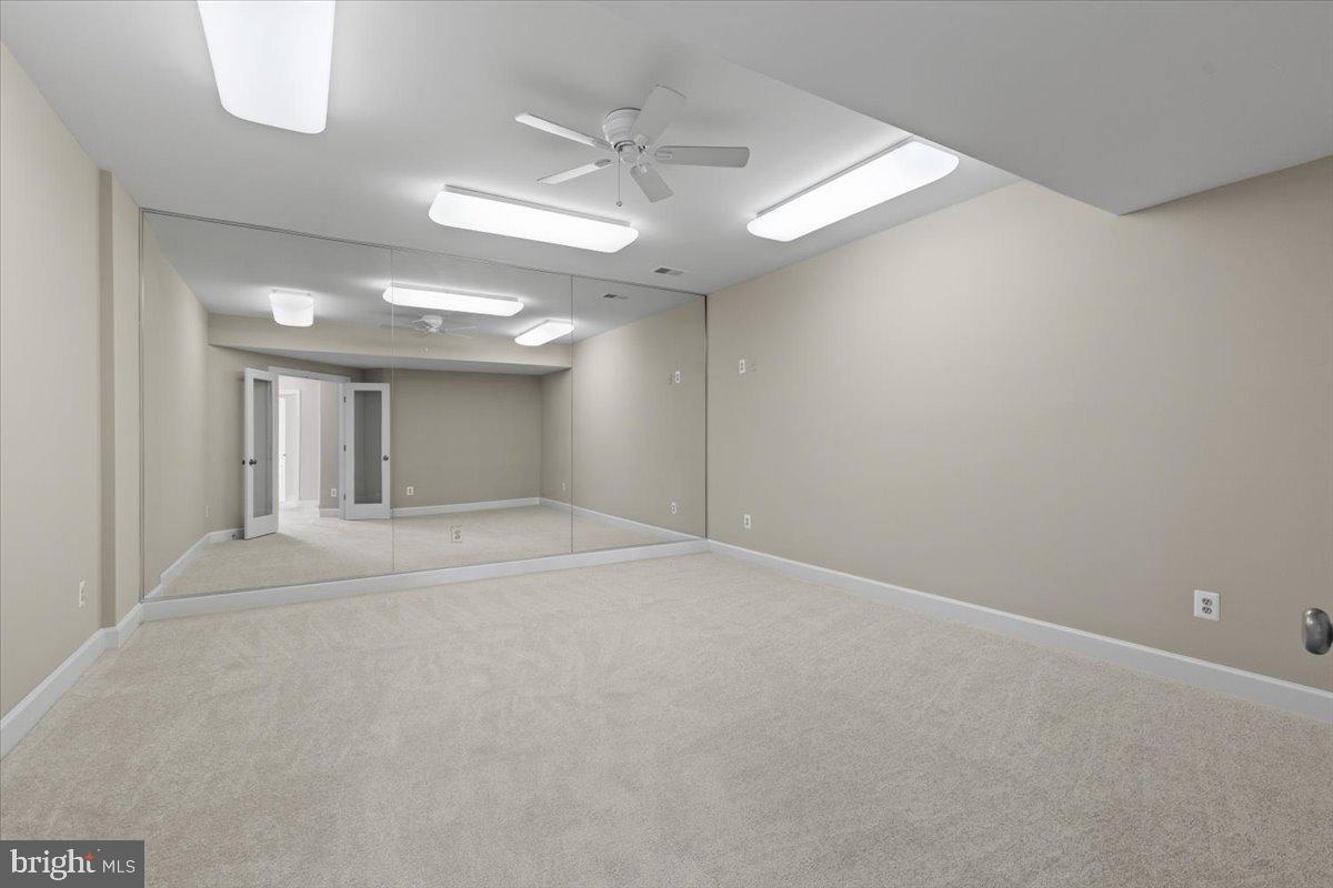 RED CEDAR WEST - Residential