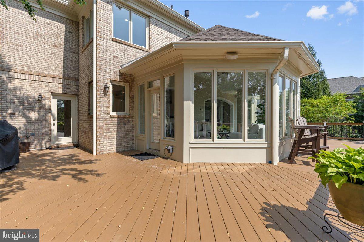 RED CEDAR WEST - Residential