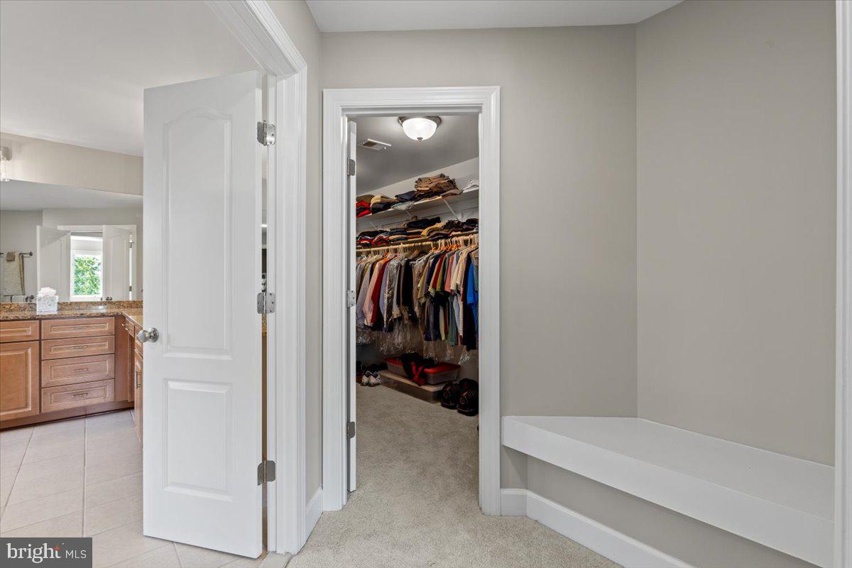 RED CEDAR WEST - Residential