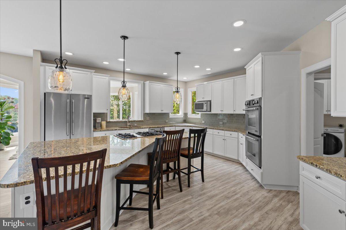 RED CEDAR WEST - Residential