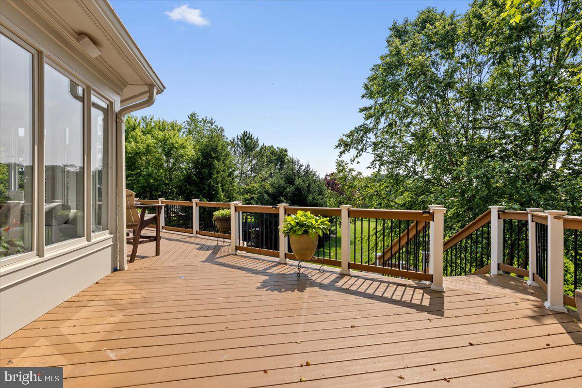 RED CEDAR WEST - Residential