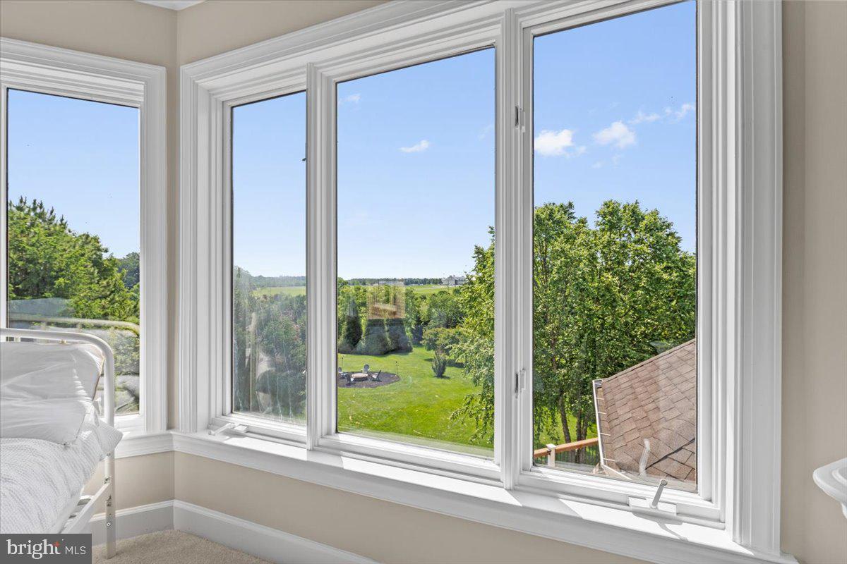 RED CEDAR WEST - Residential