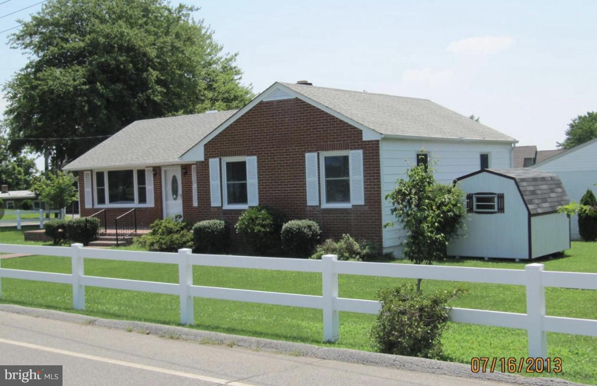 TUDOR HALL - Residential Lease