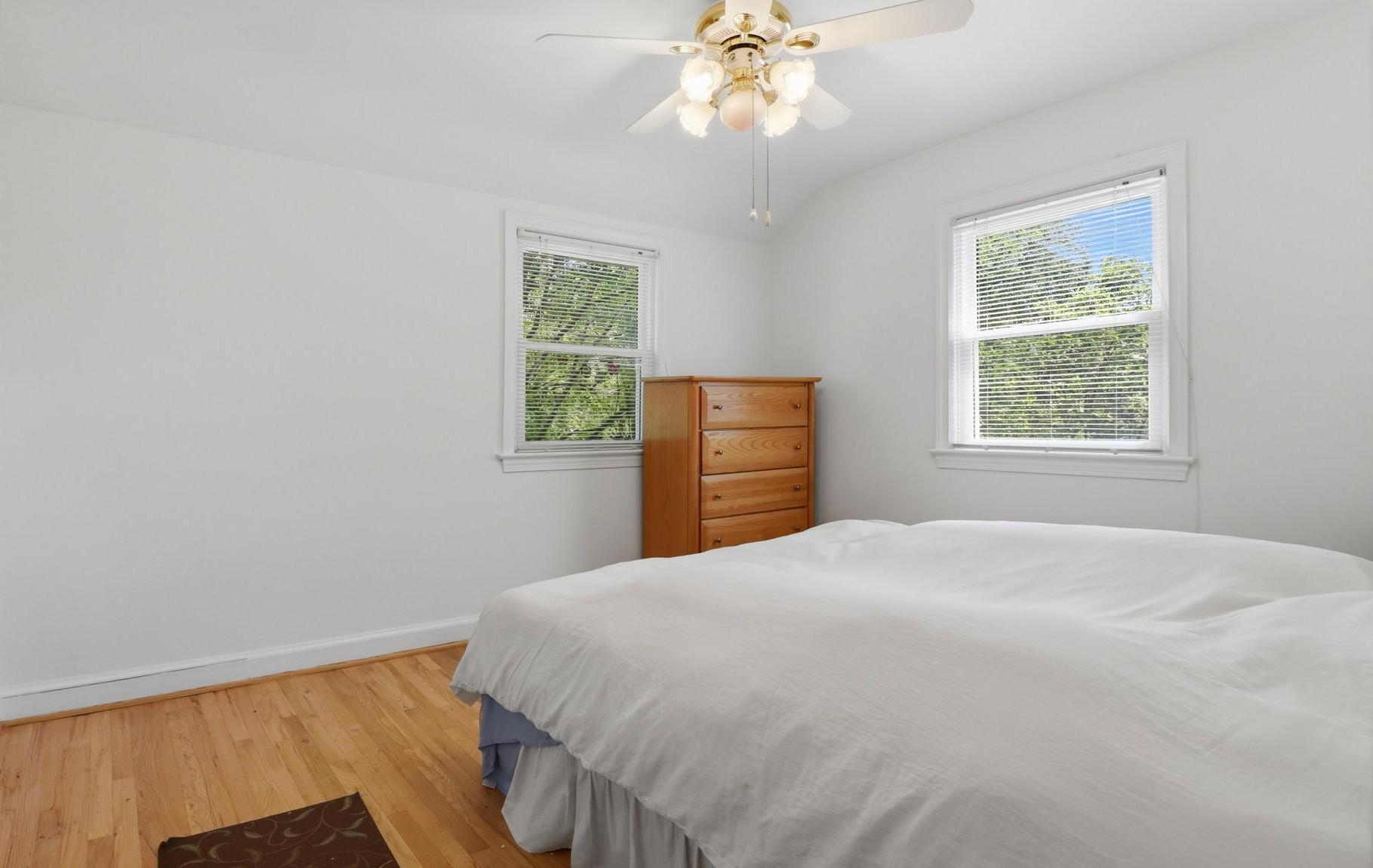 WHEATON HILLS - Residential