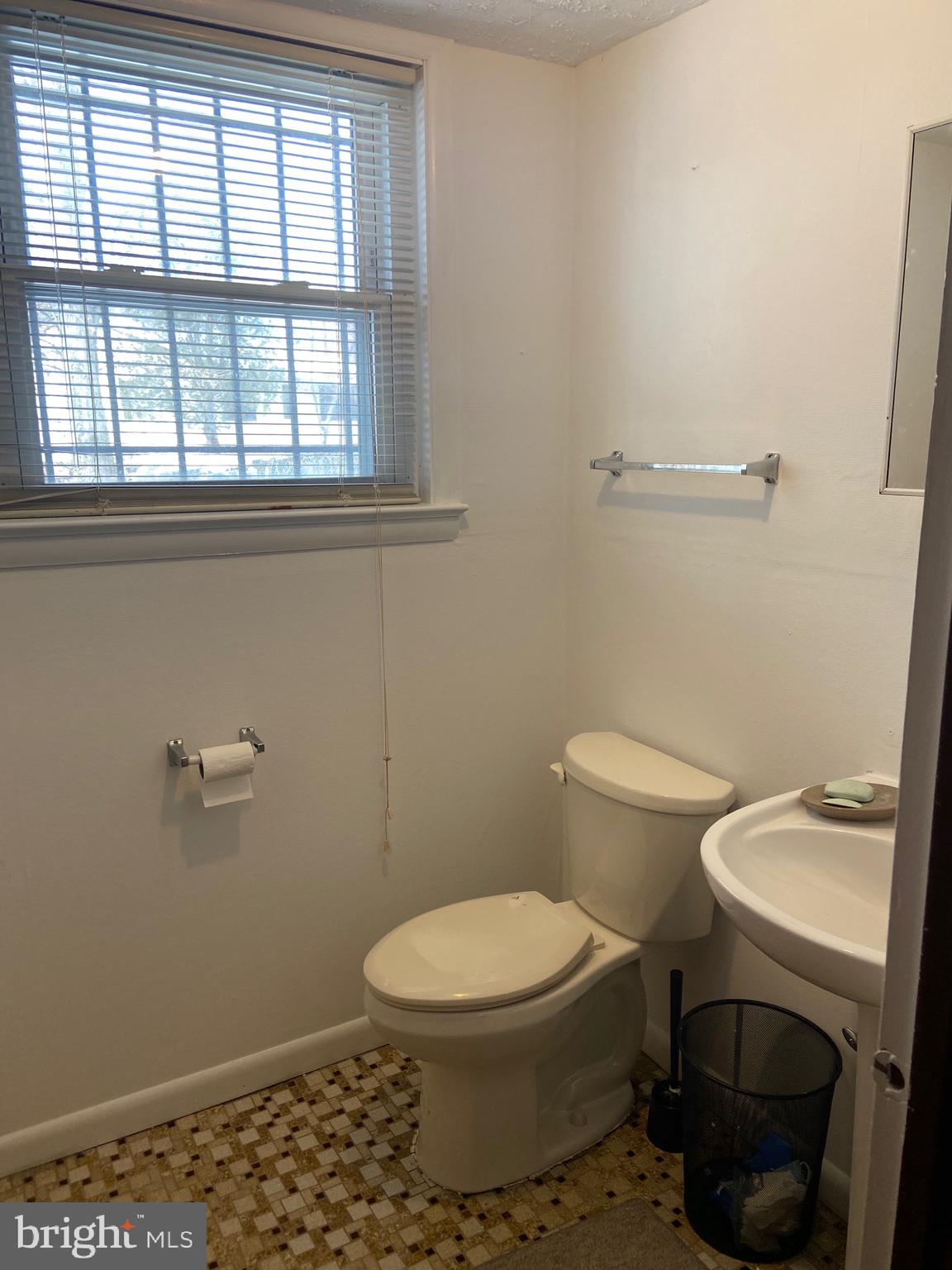 CALVERTON - Residential