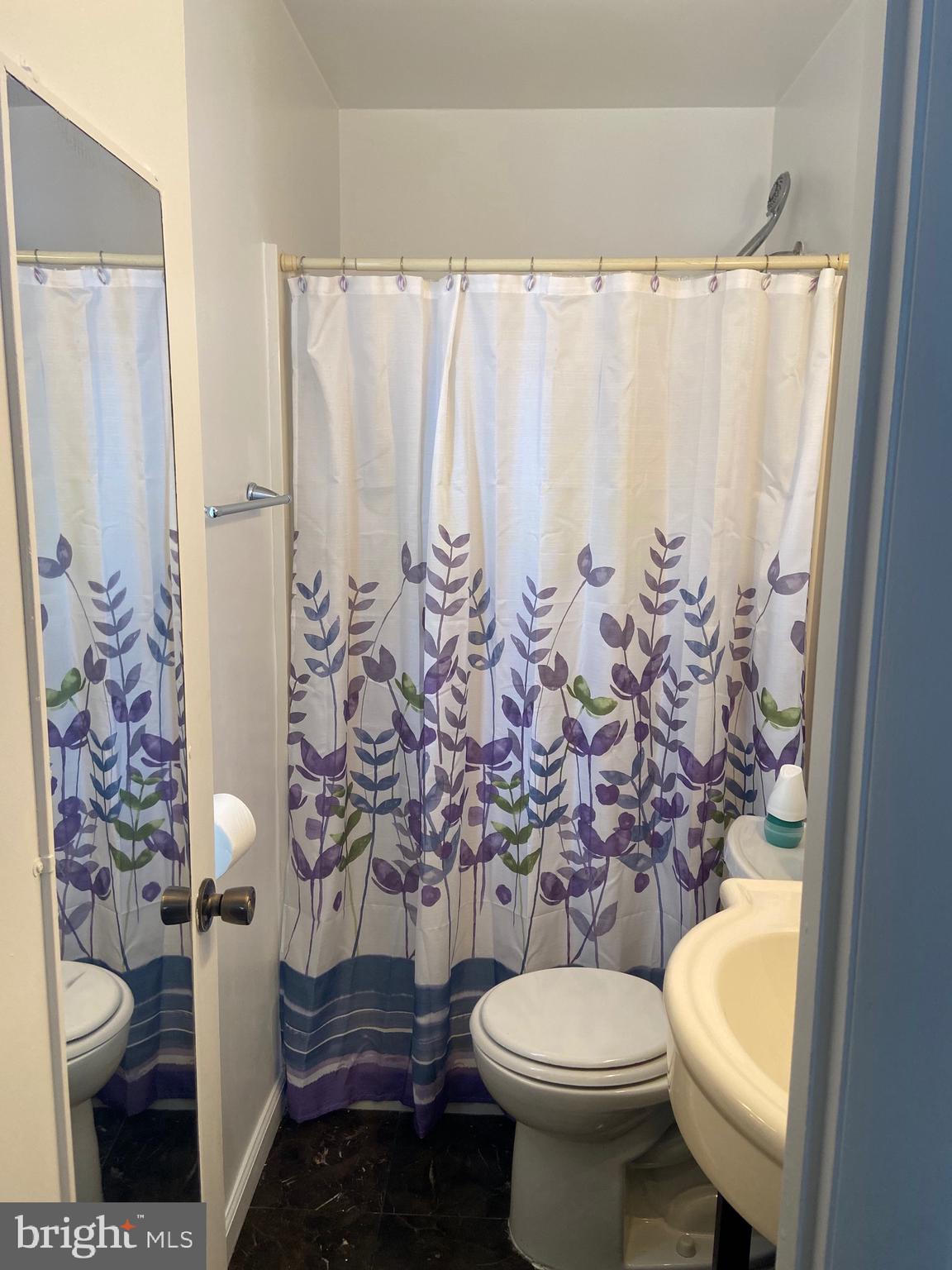 CALVERTON - Residential