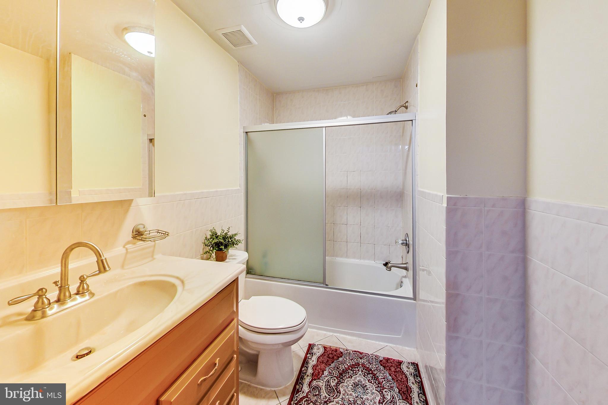 GEORGETOWN VILLAGE - Residential