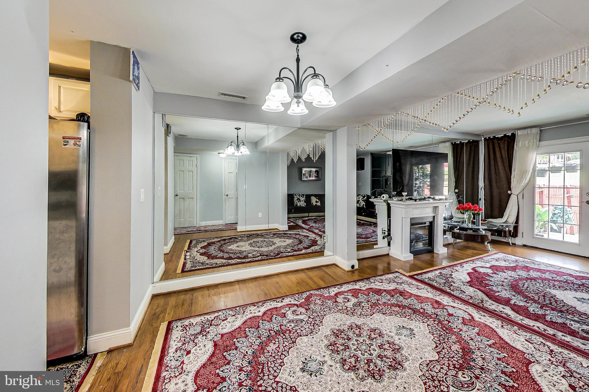 GEORGETOWN VILLAGE - Residential