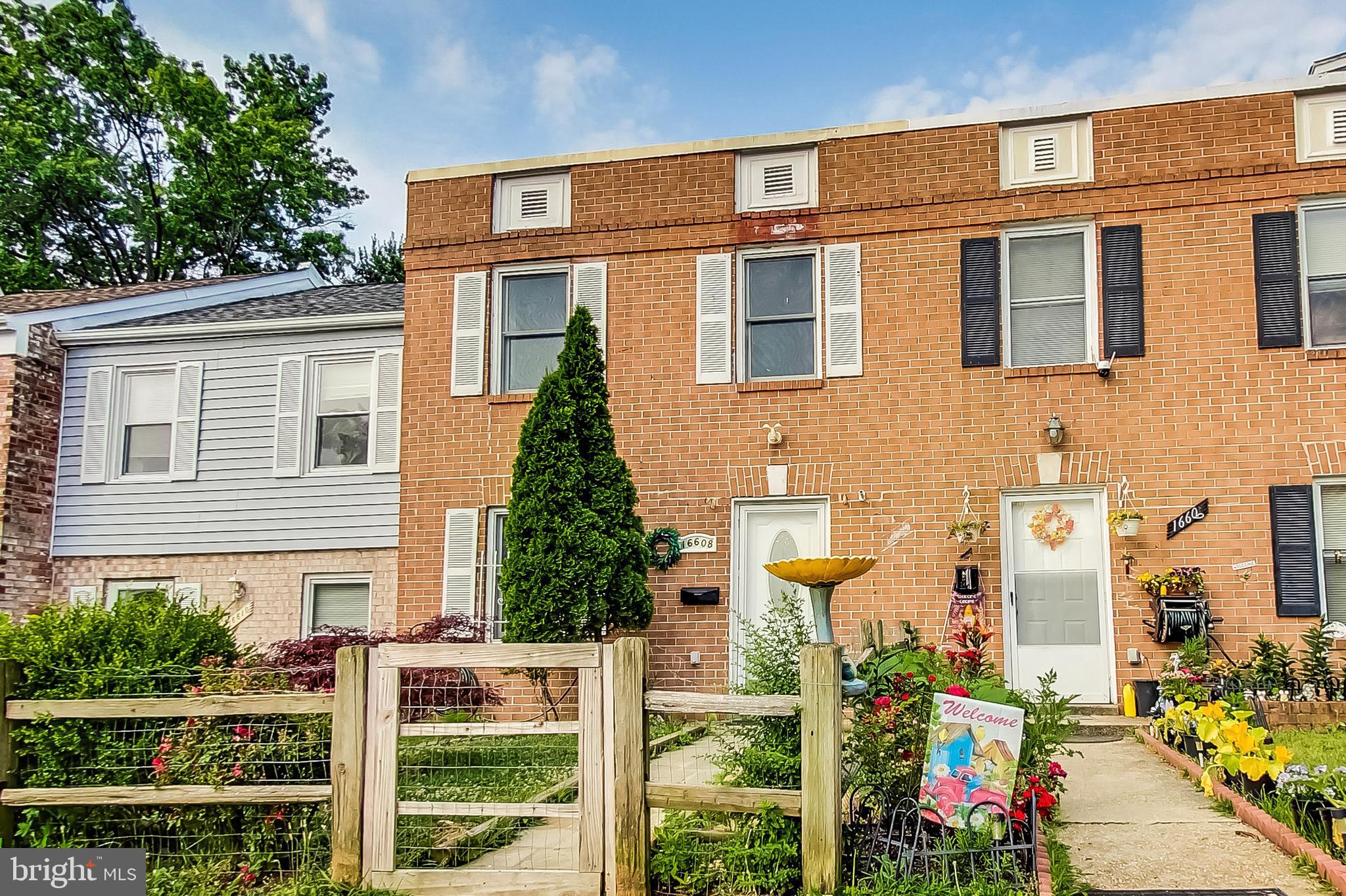 GEORGETOWN VILLAGE - Residential