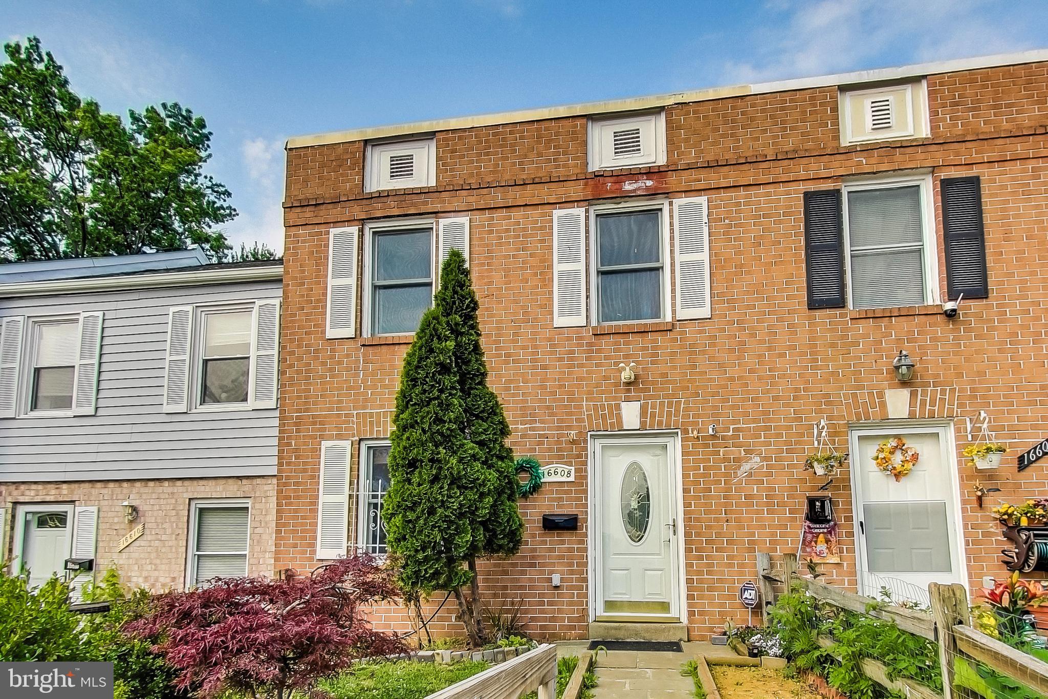 GEORGETOWN VILLAGE - Residential