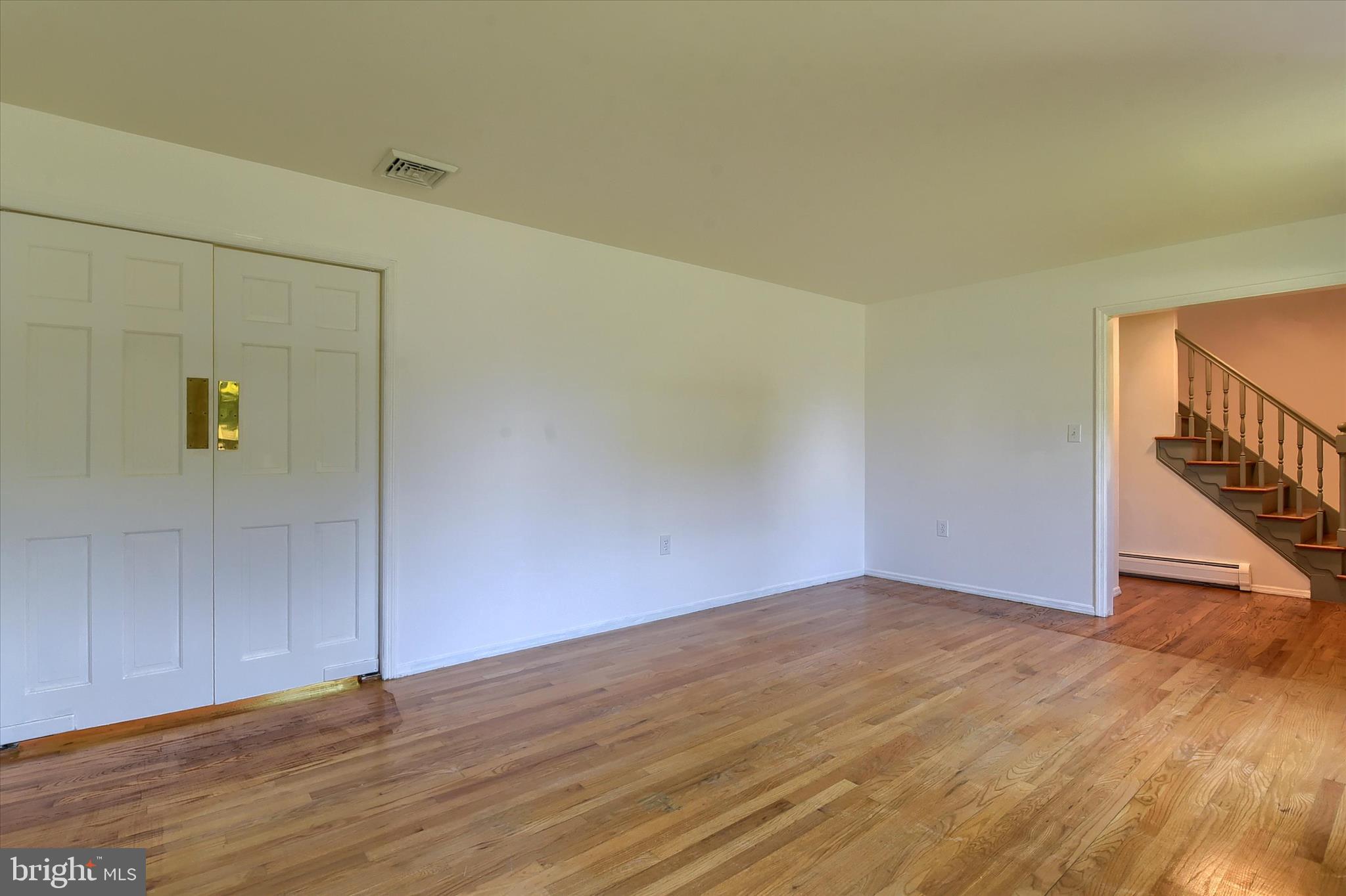 EDEN PLACE WEST - Residential