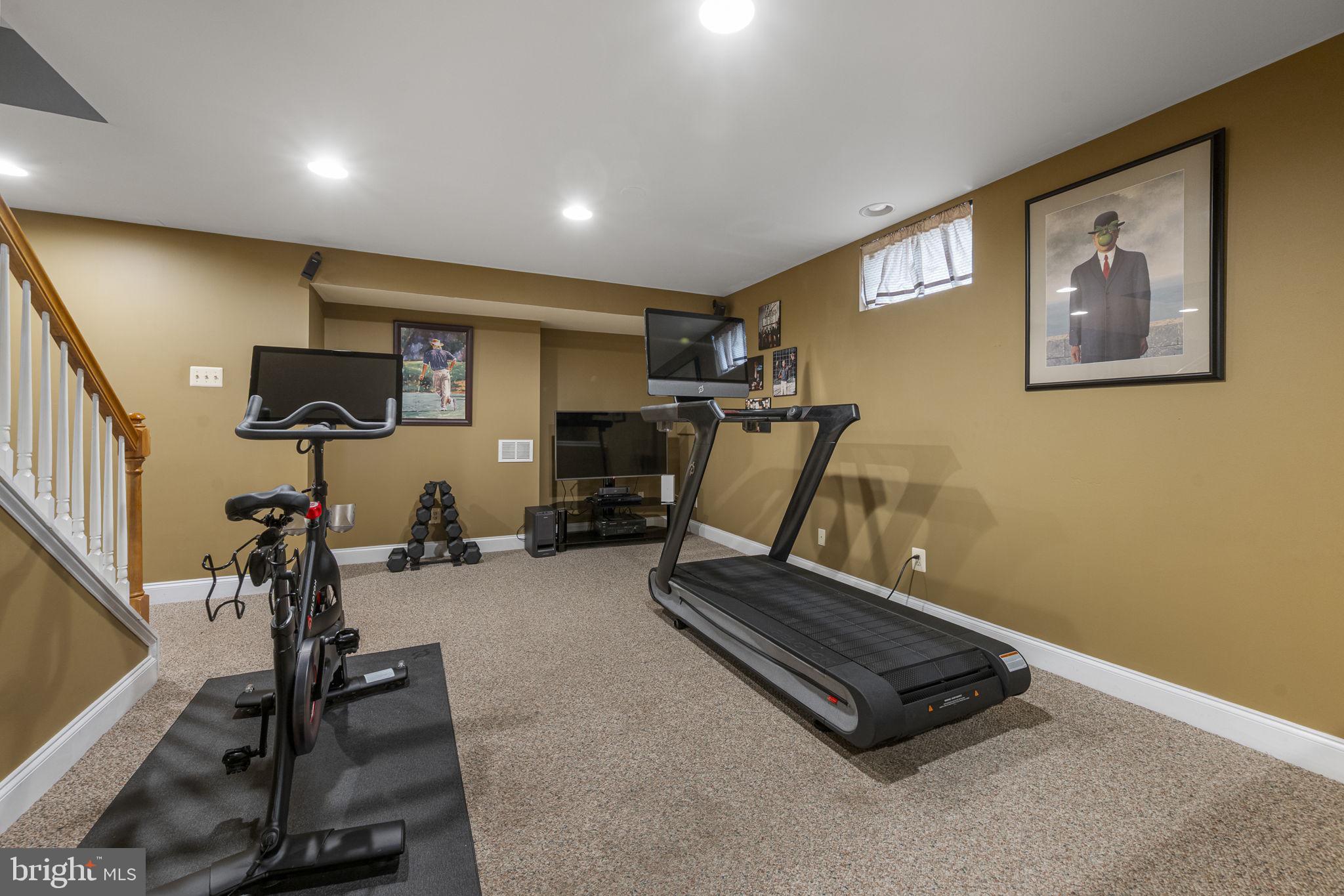 GREENHILL TERRACE - Residential