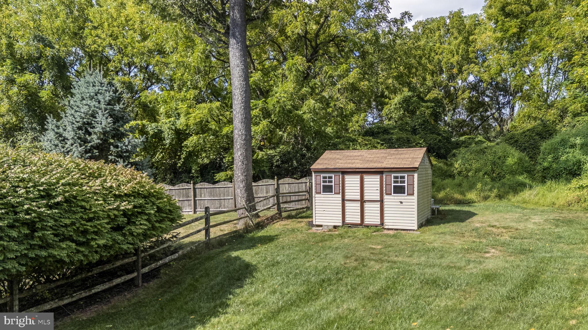GREENHILL TERRACE - Residential