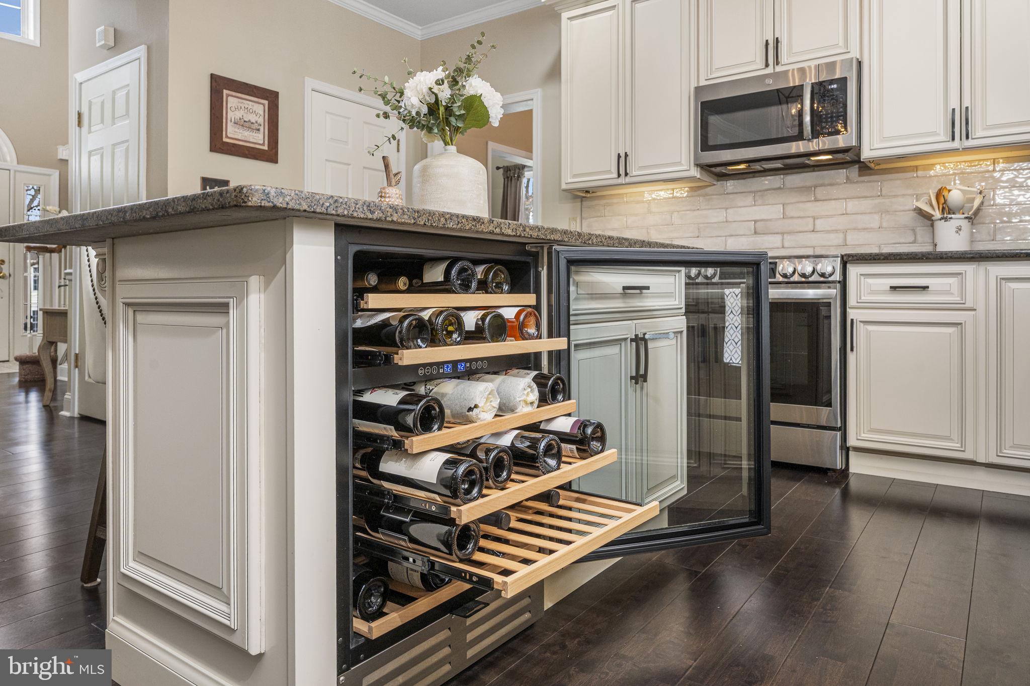 GREENHILL TERRACE - Residential