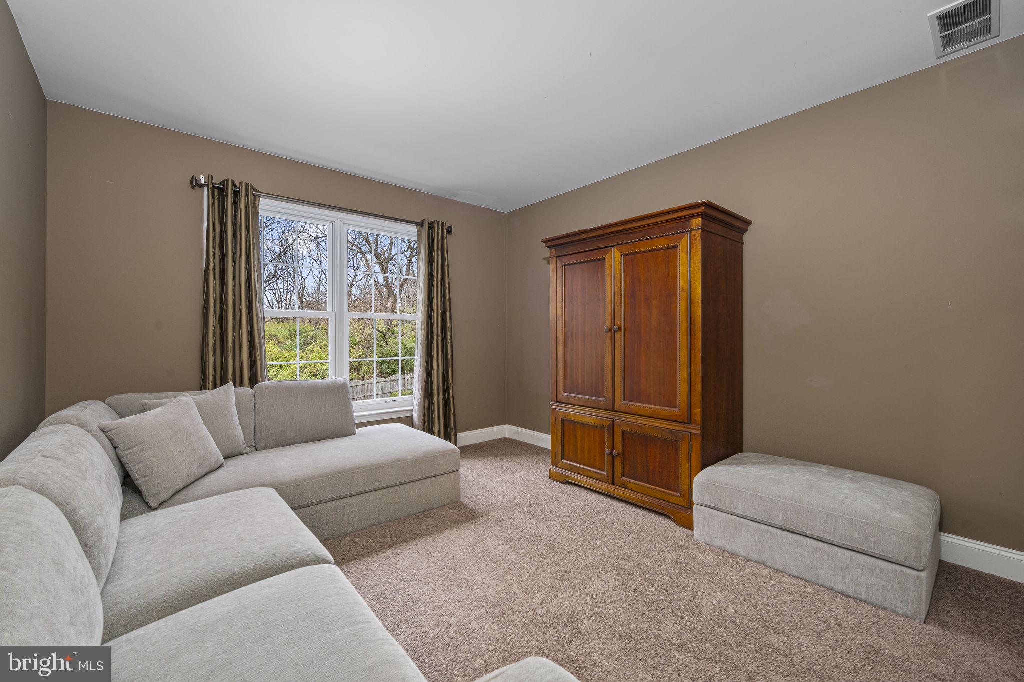 GREENHILL TERRACE - Residential