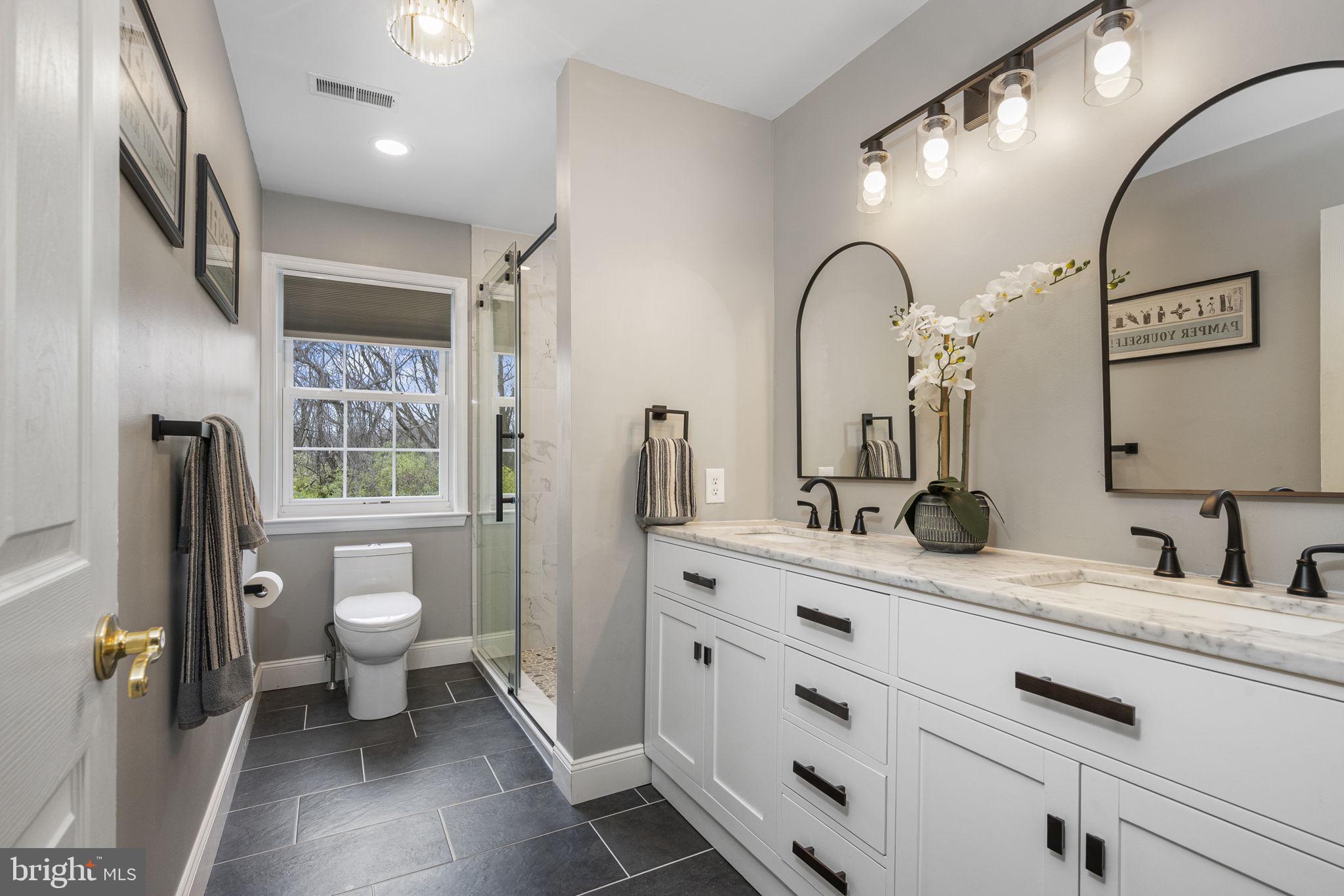 GREENHILL TERRACE - Residential