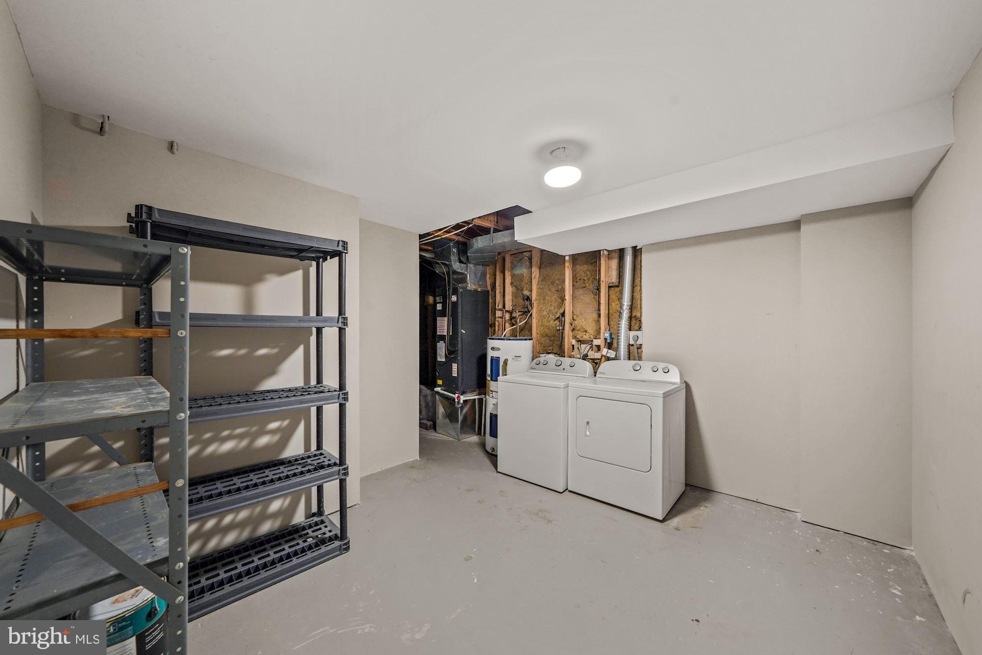 FAIR WOODS - Residential Lease