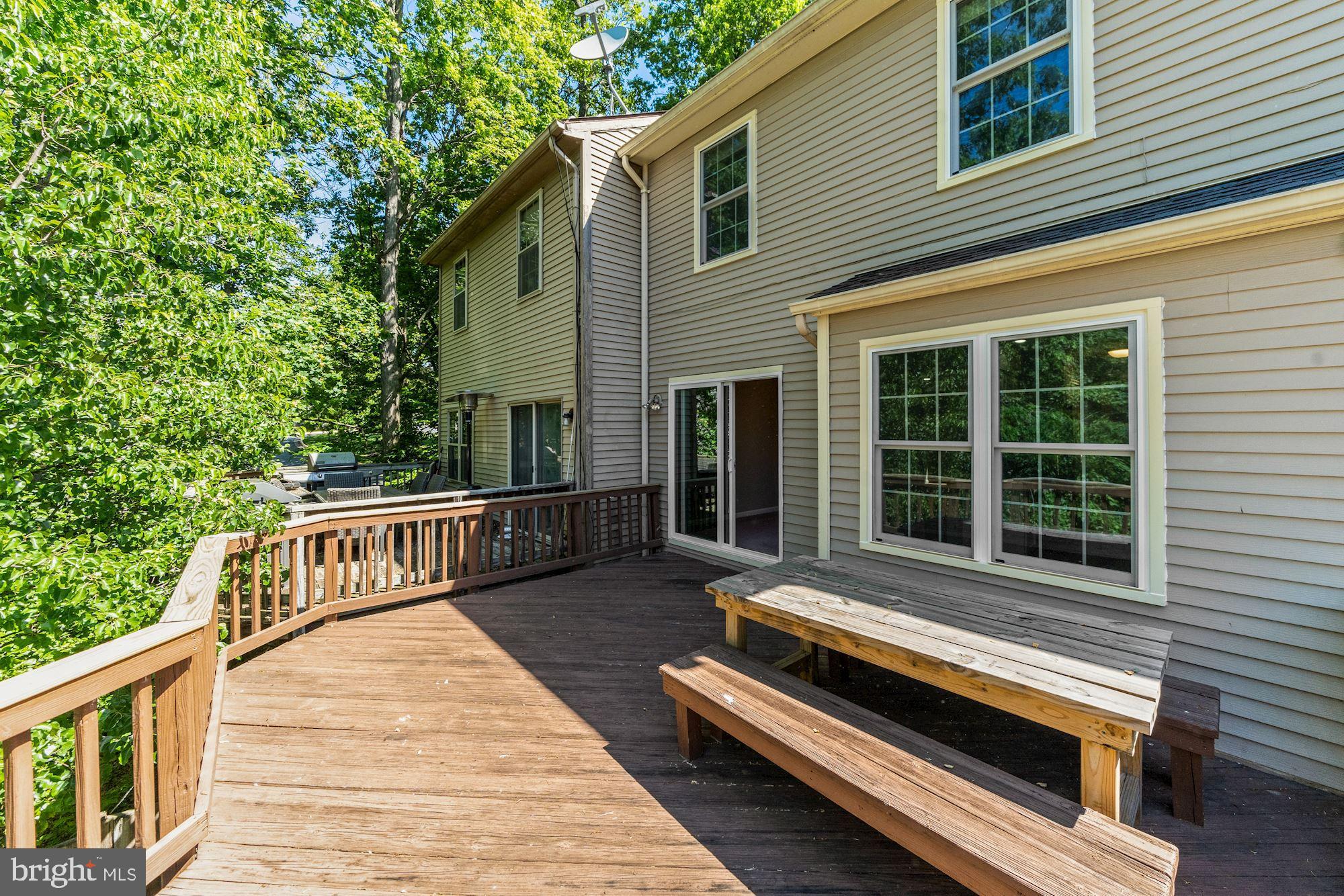 FAIR WOODS - Residential Lease