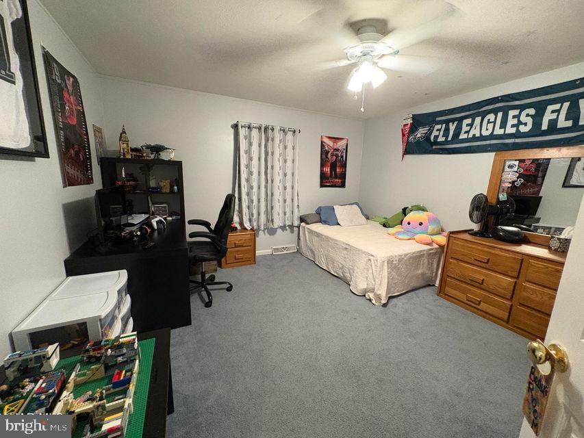 VINTAGE ACRES - Residential