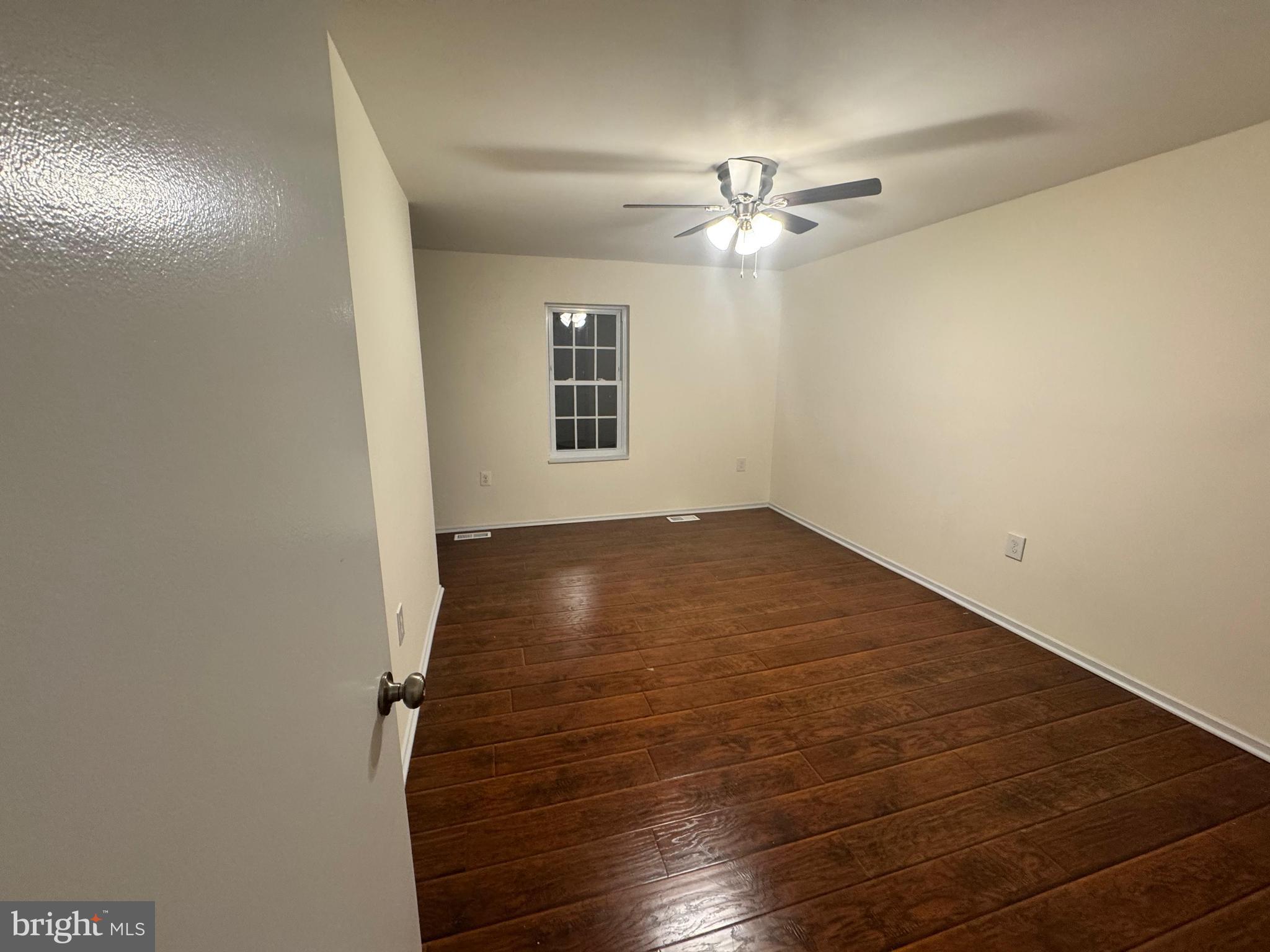 SPRINGFIELD - Residential Lease