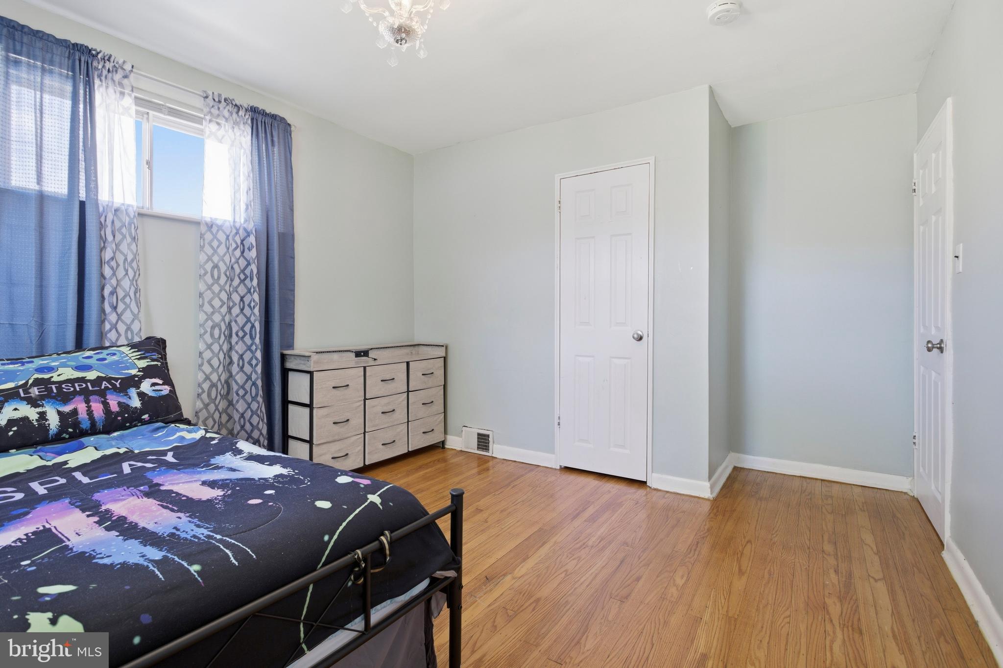VALLEY VIEW - Residential