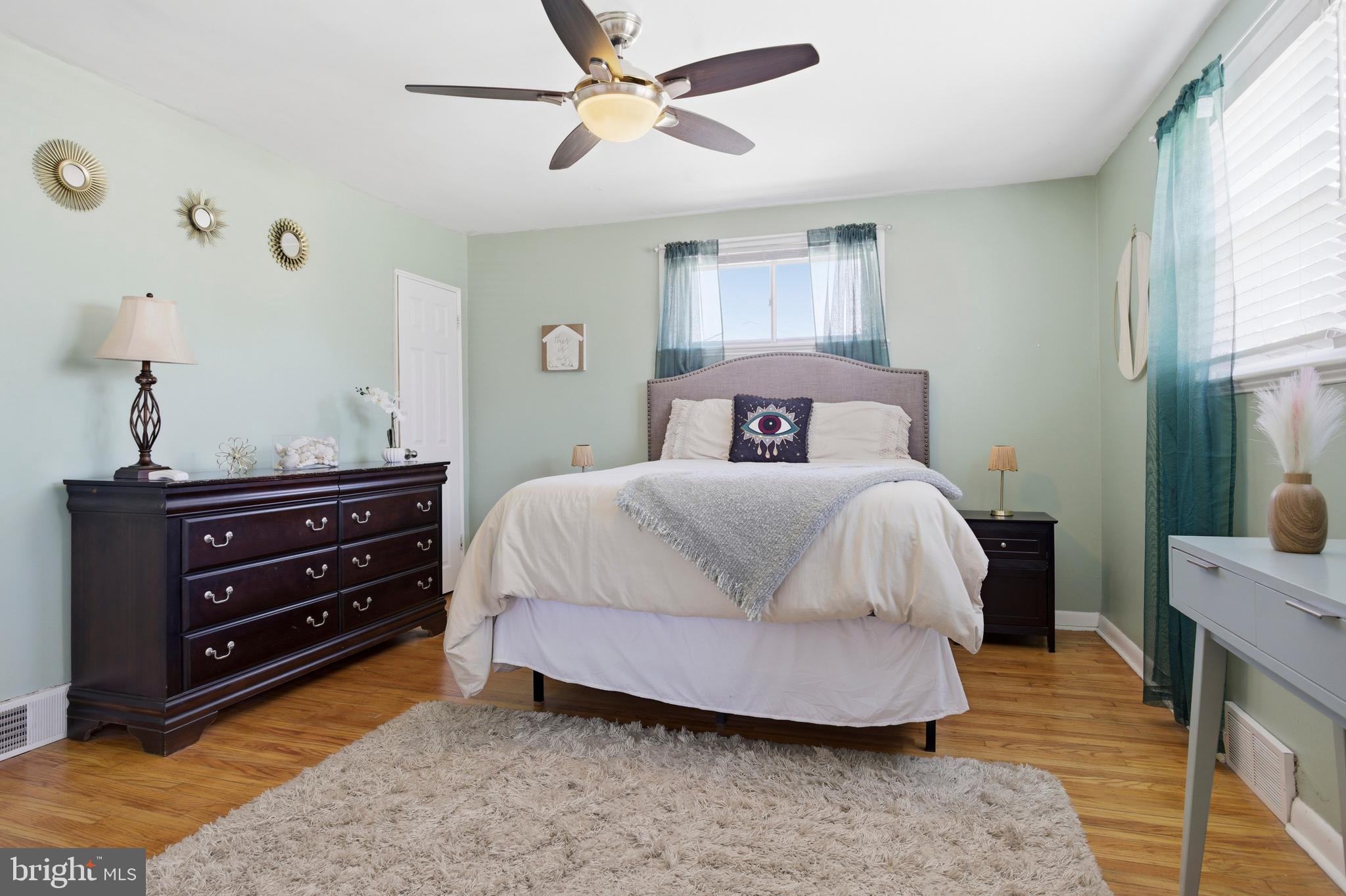 VALLEY VIEW - Residential