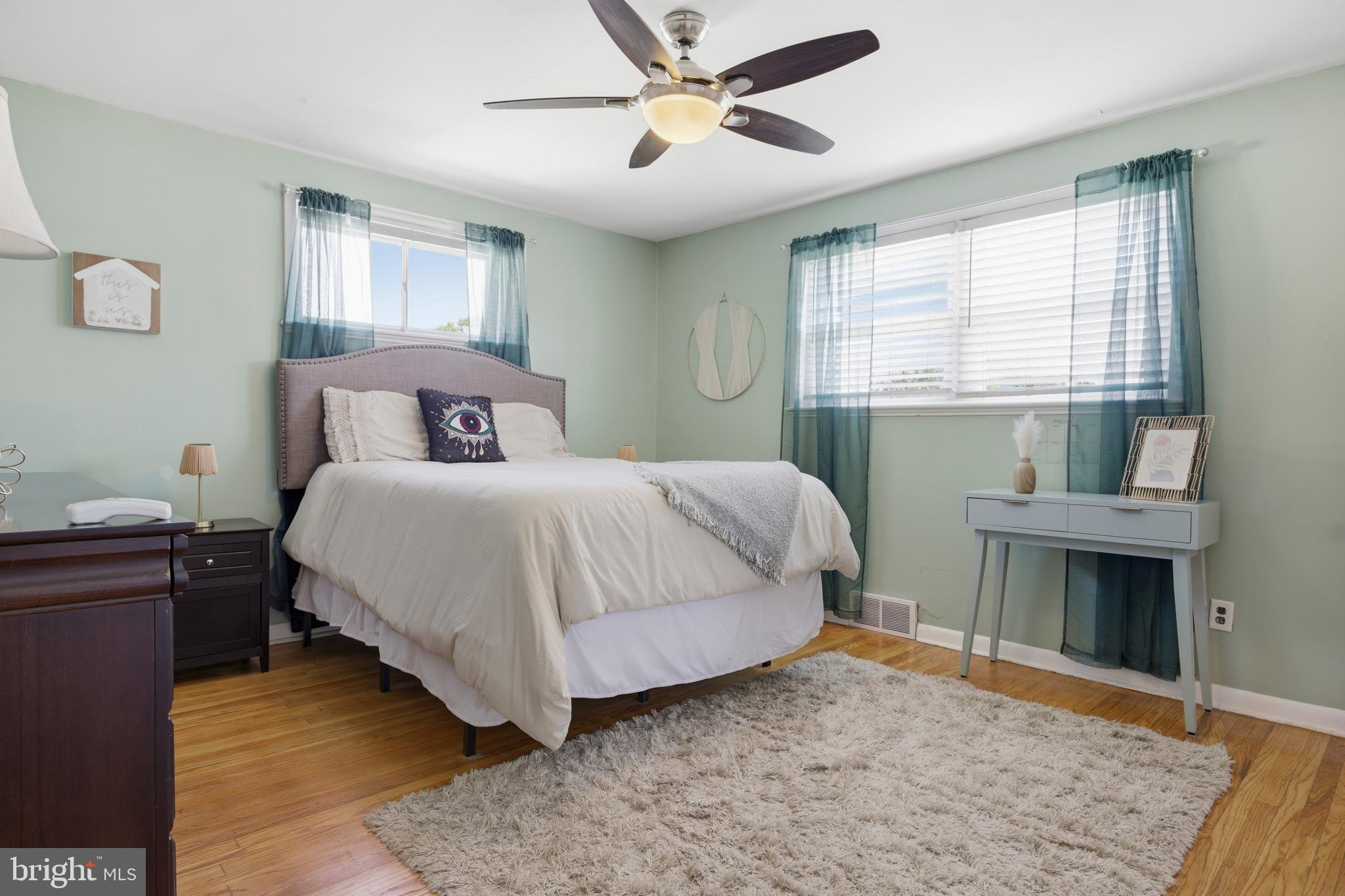 VALLEY VIEW - Residential