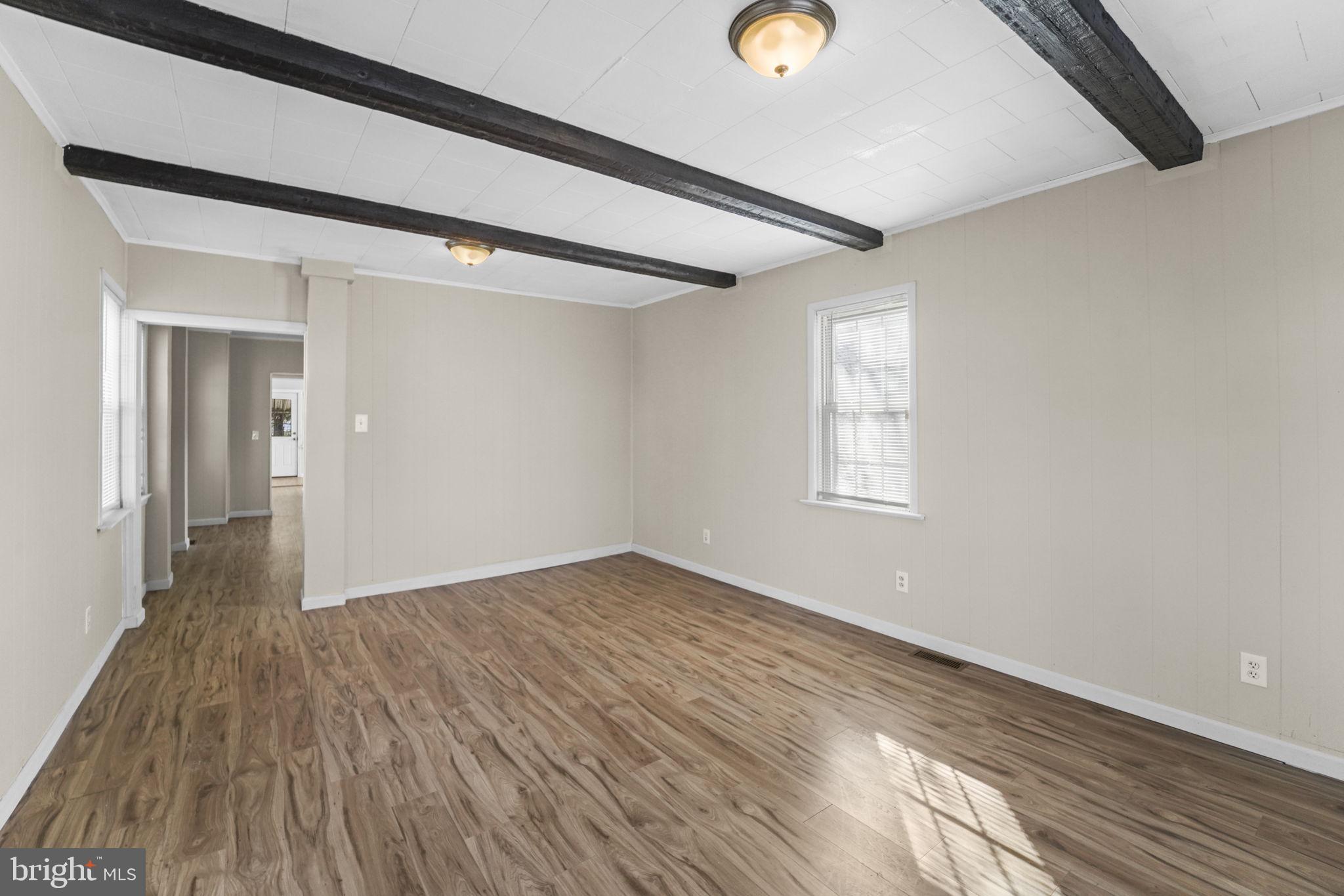 102 - 104 RANDALL AVENUE