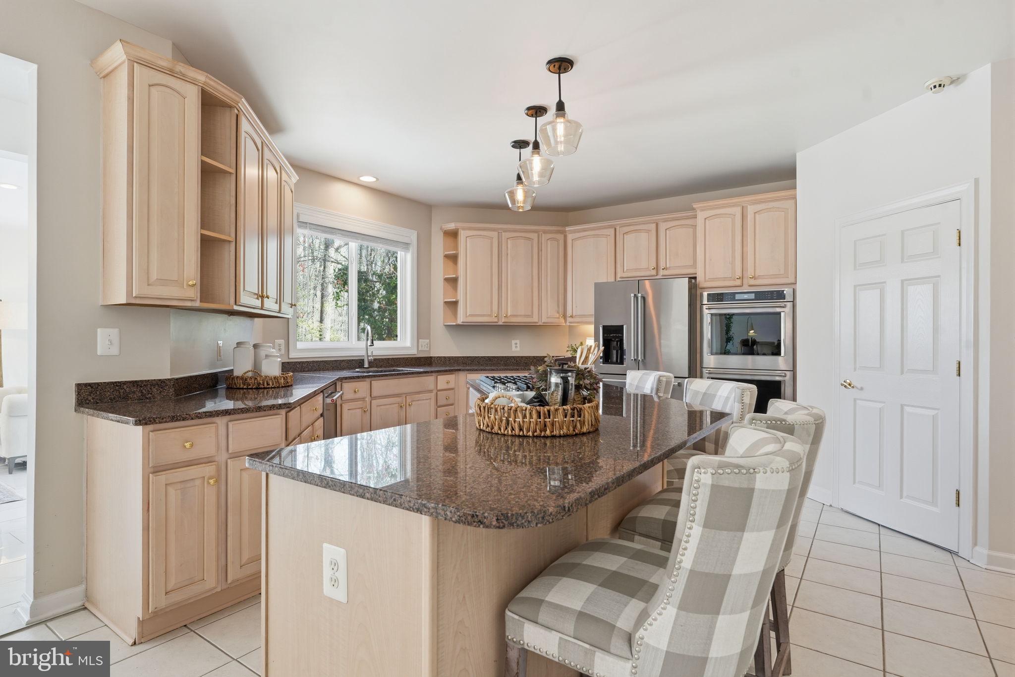 HOLMES RUN PARK - Residential