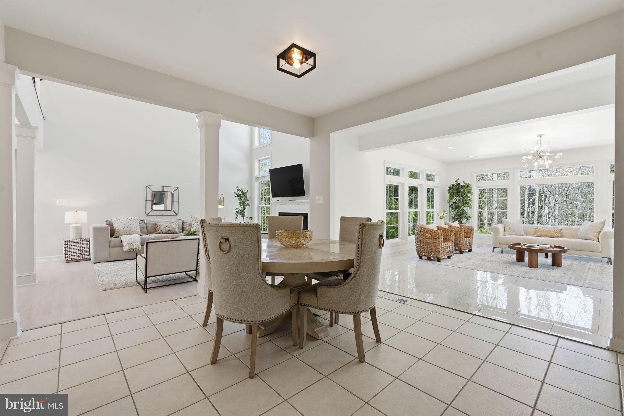 HOLMES RUN PARK - Residential