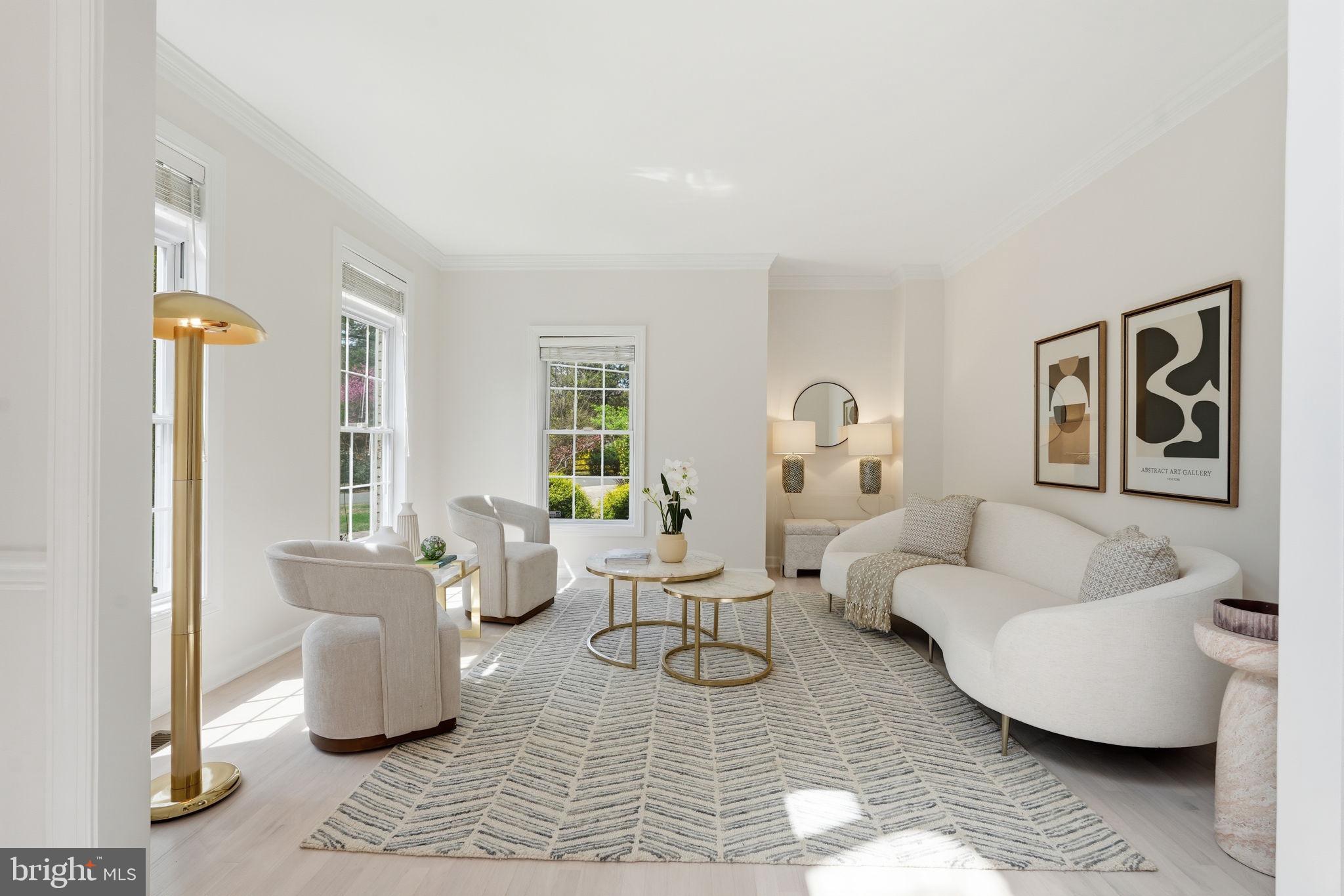 HOLMES RUN PARK - Residential