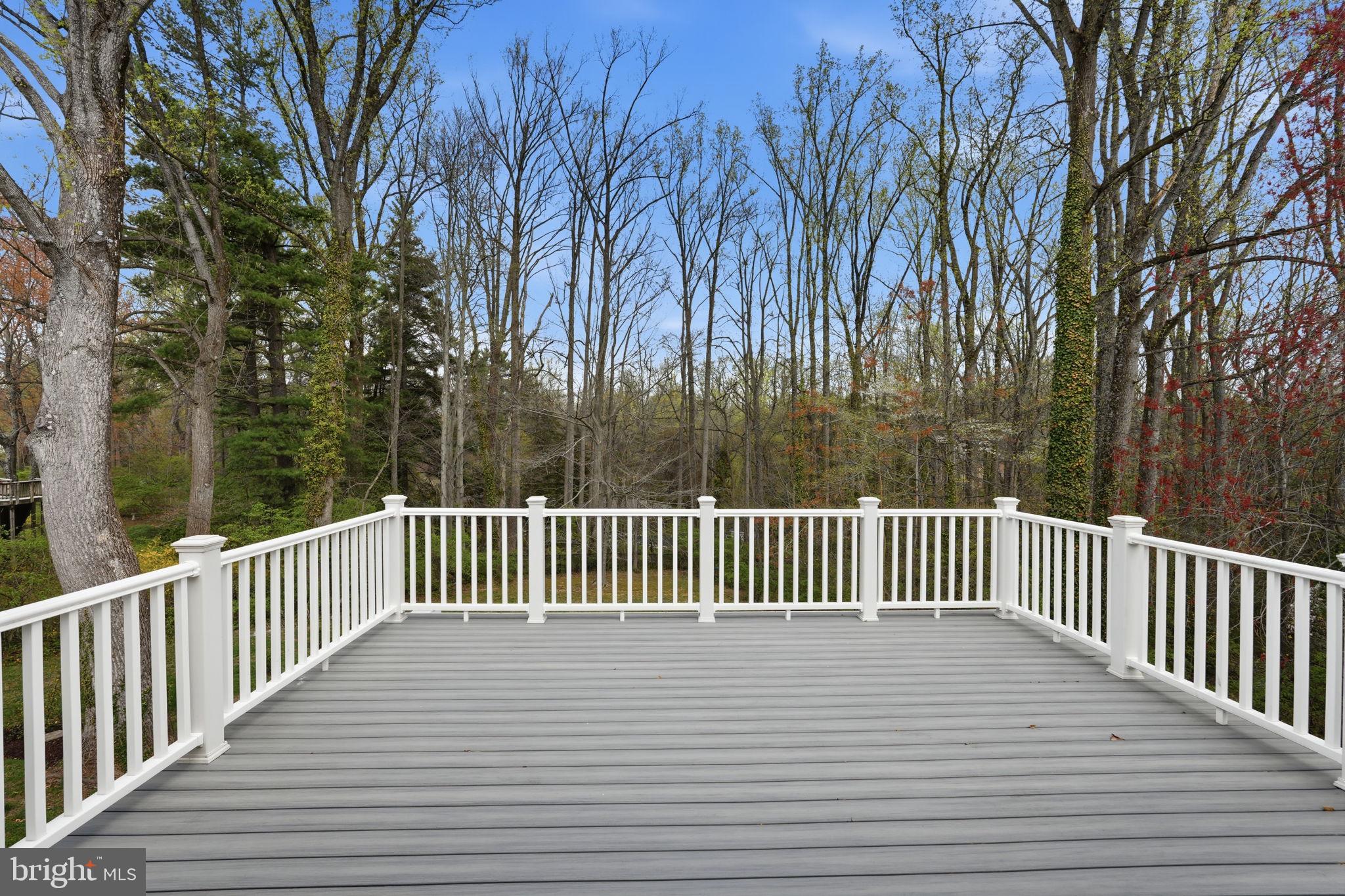 HOLMES RUN PARK - Residential