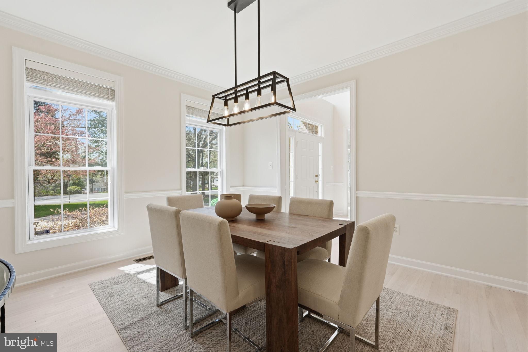 HOLMES RUN PARK - Residential