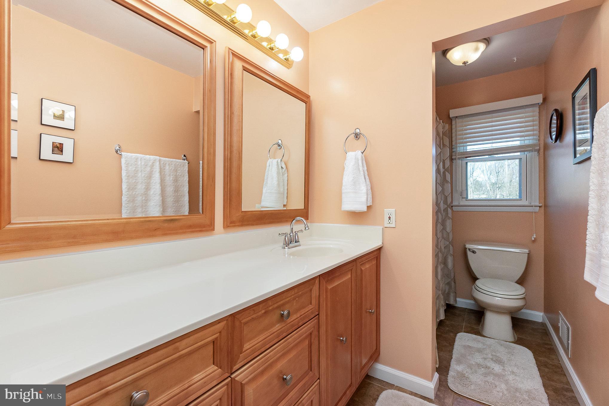 SILVERGATE VILLAGE NORTH - Residential