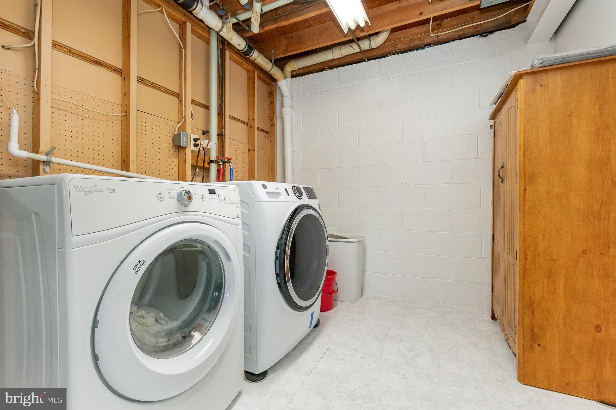 SILVERGATE VILLAGE NORTH - Residential